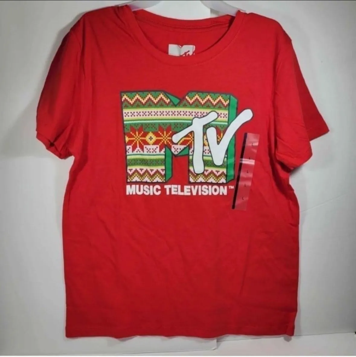 Product image for Large Womens/Juniors MTV Red Christmas Holiday Tshirt