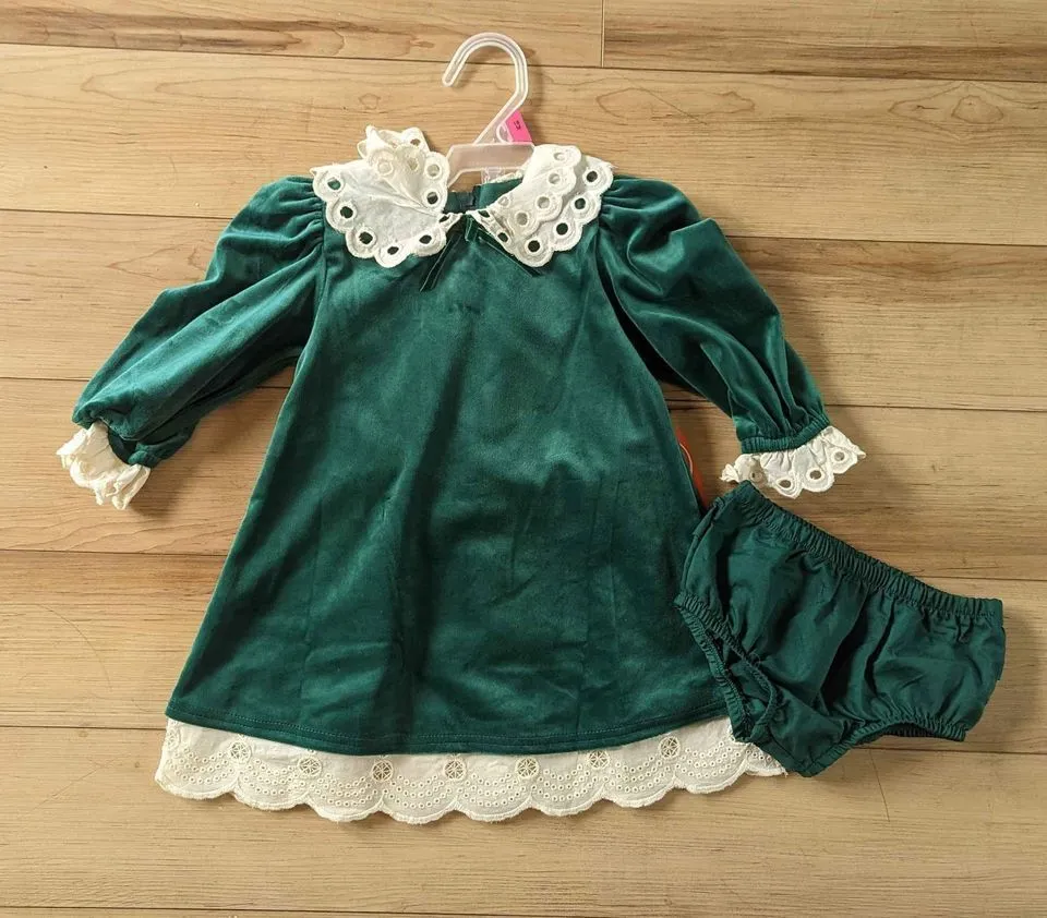 Product image for Nwt girls toddler 18 month dress set. with 2 new stockings pack