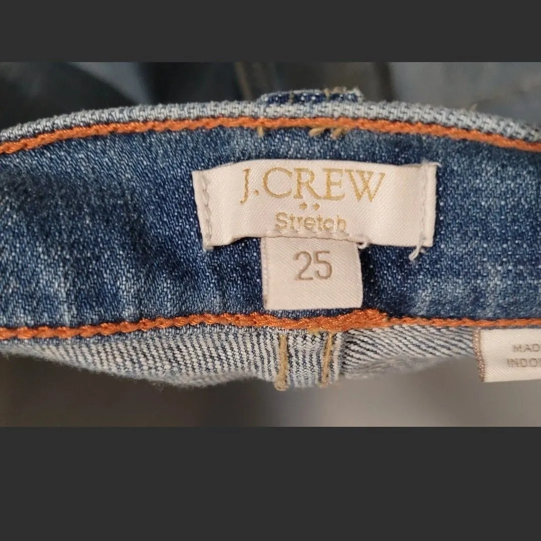 Listing Image Blurred Background
