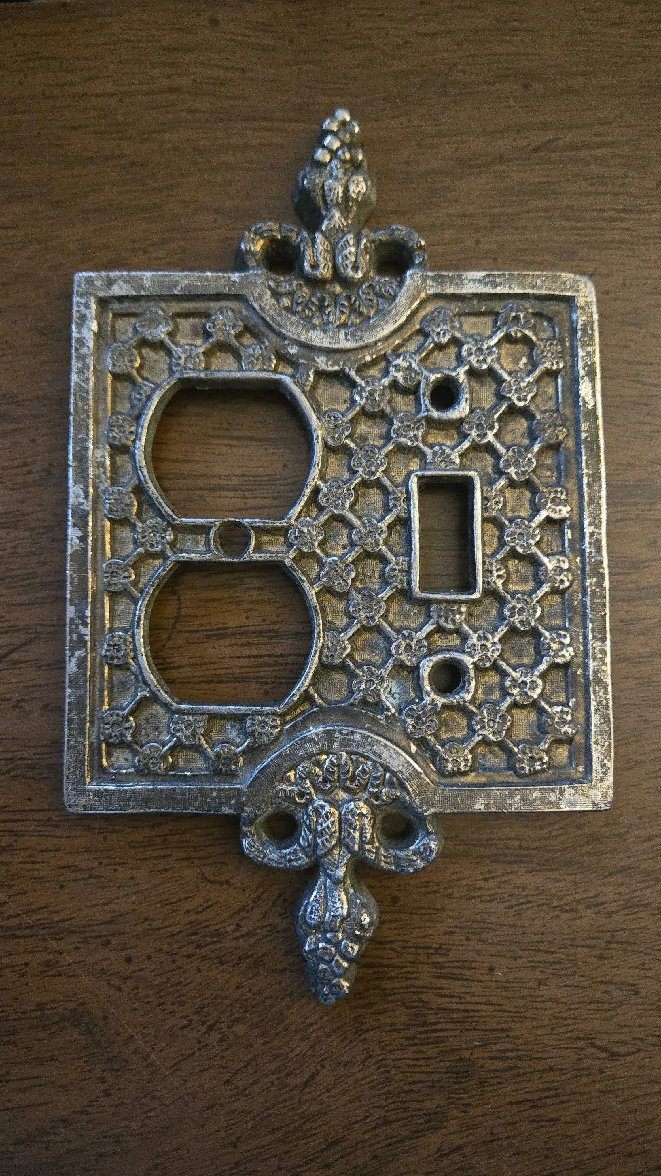 Product image for Vintage Brass Outlet and Lights witch Plate