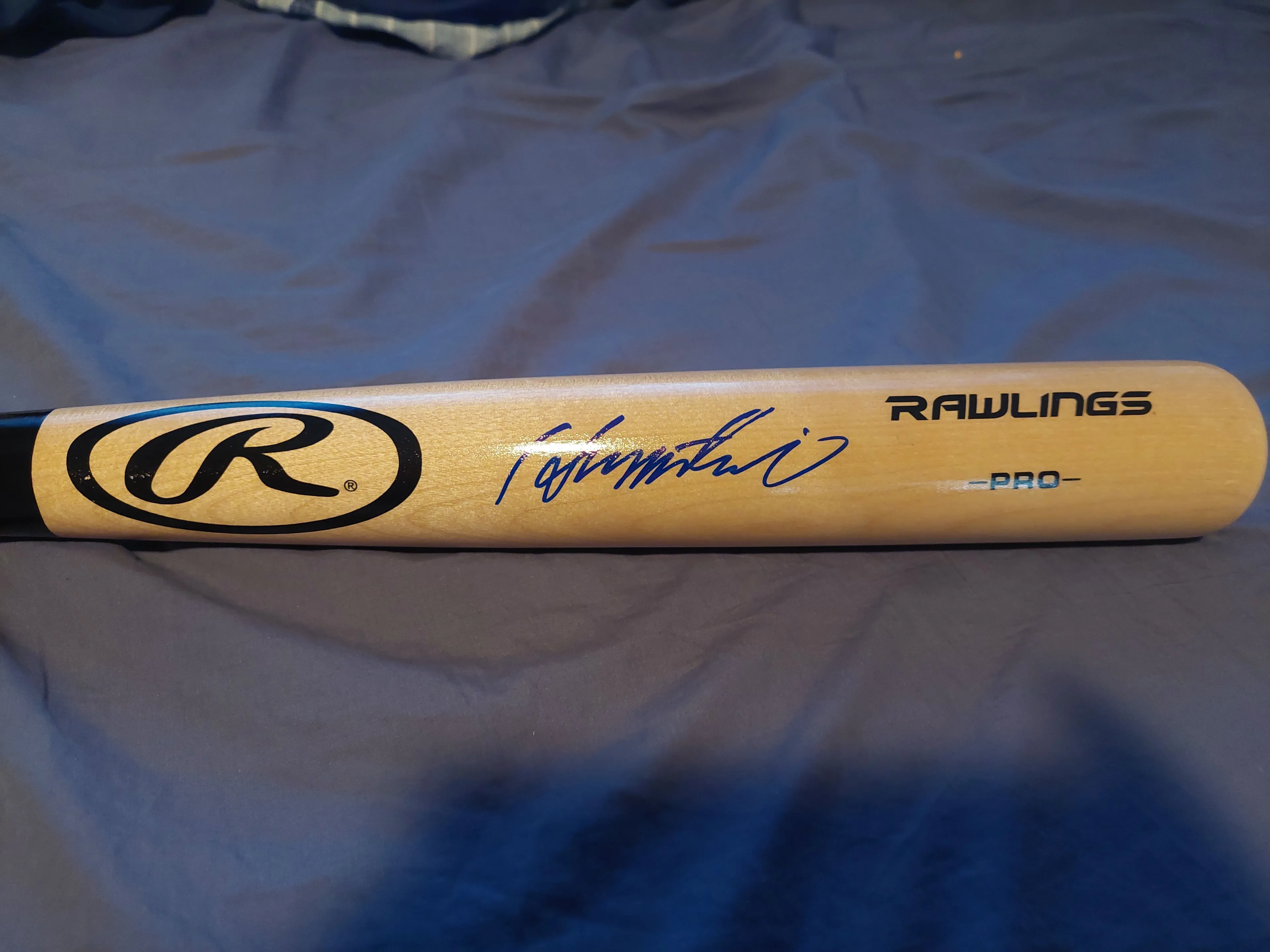 Product image for Hideki Matsui Autographed Bat Beckett
