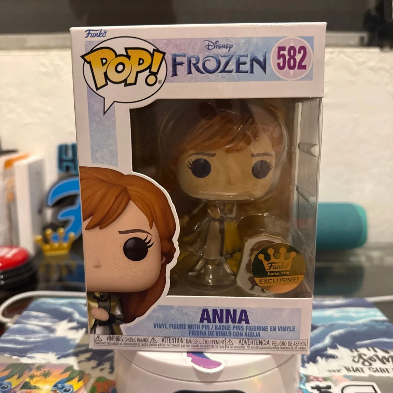 Product image for Disney: Frozen - Anna (Gold) with Pin Funko Pop! 582 (Funko Shop Exclusive)