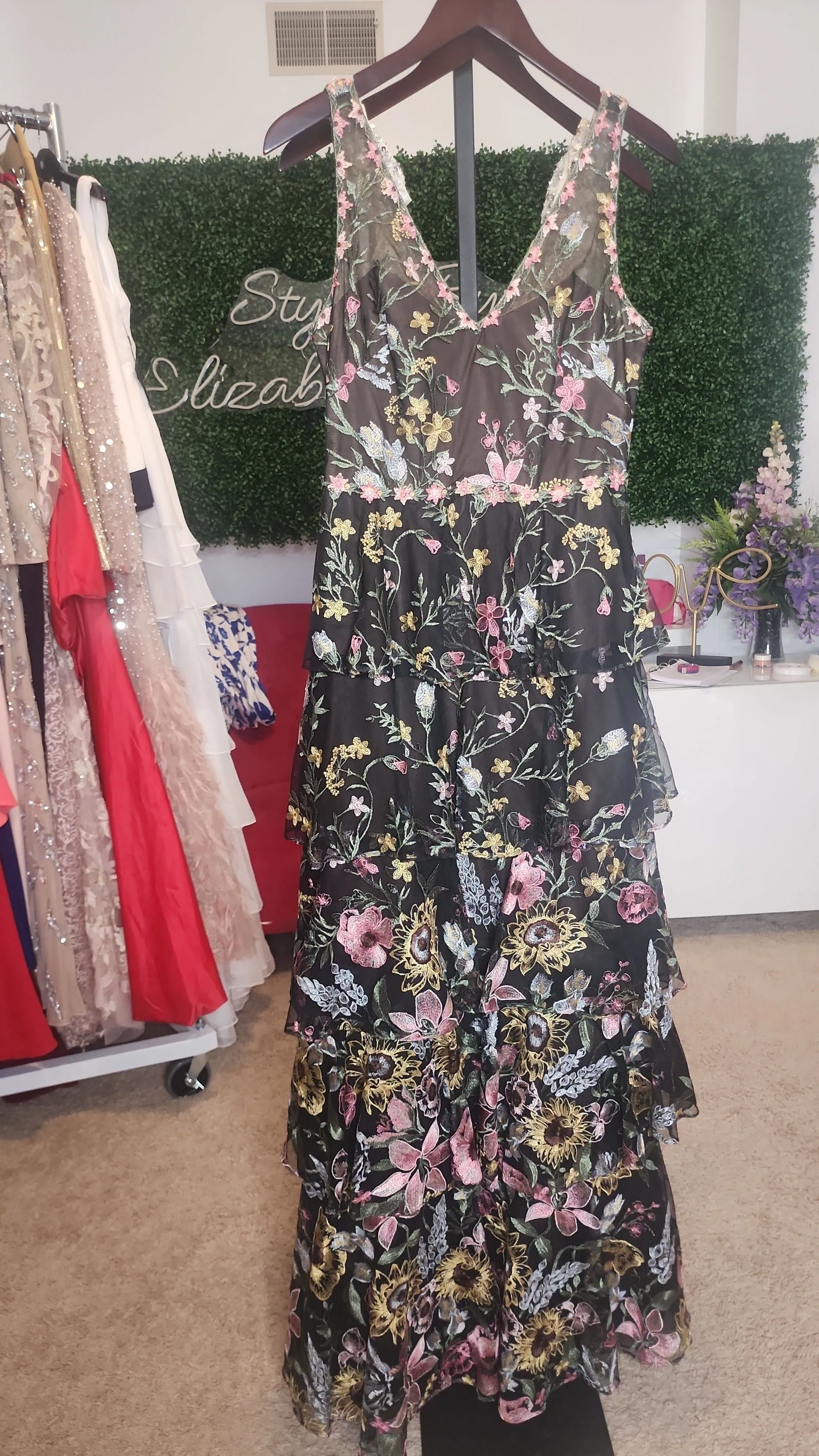 Listing Image Blurred Background