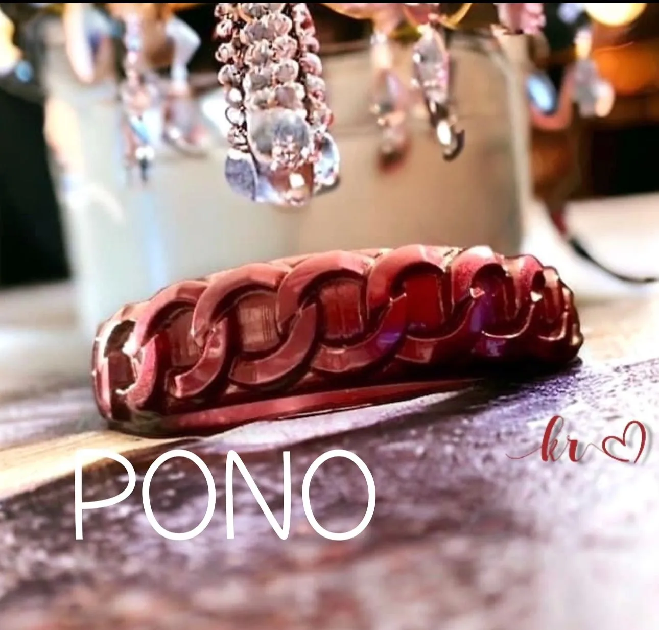 Product image for PONO by Joan Goodman Maroon Bangle Bracelet Carved with Linked Circles NWOT