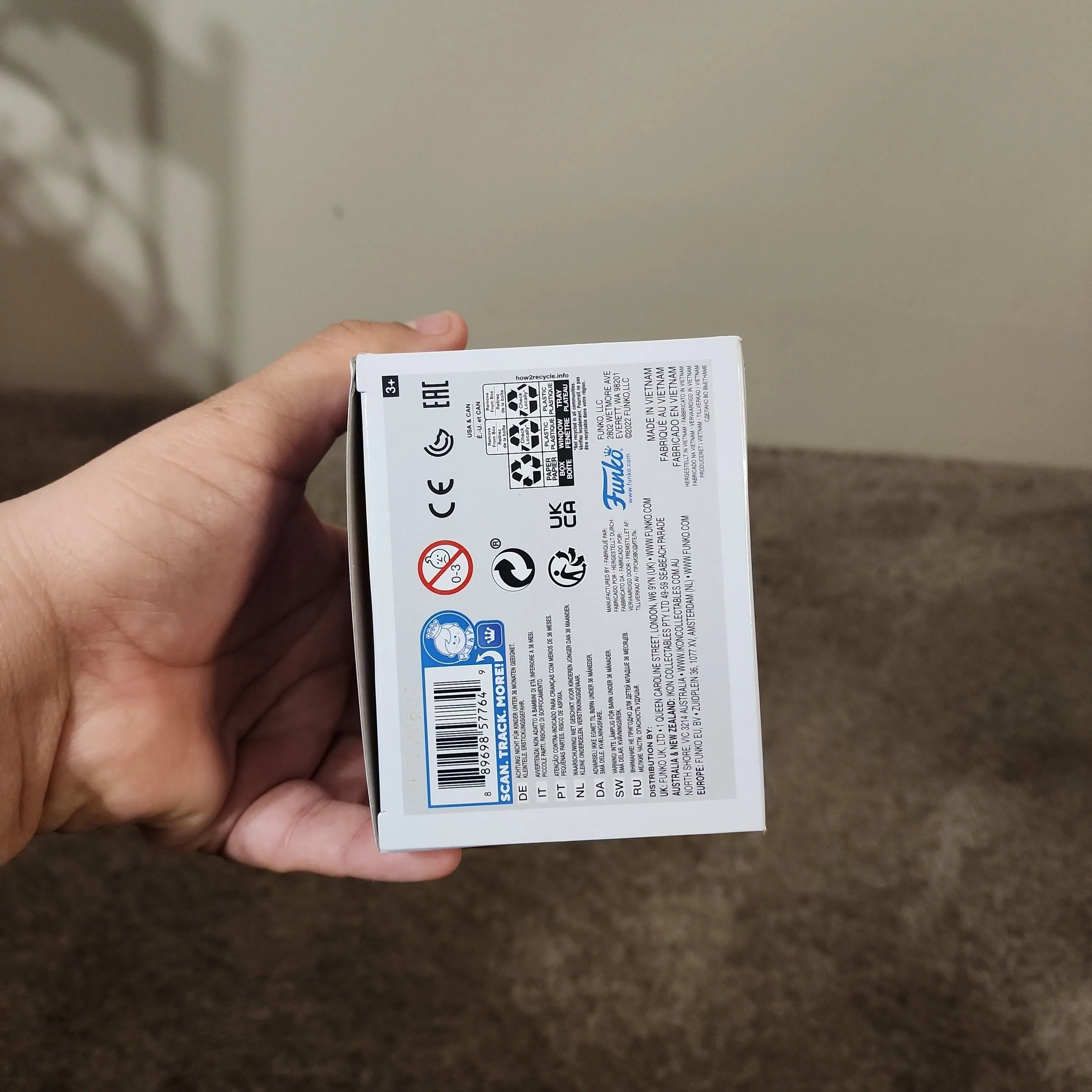 Listing Image Blurred Background