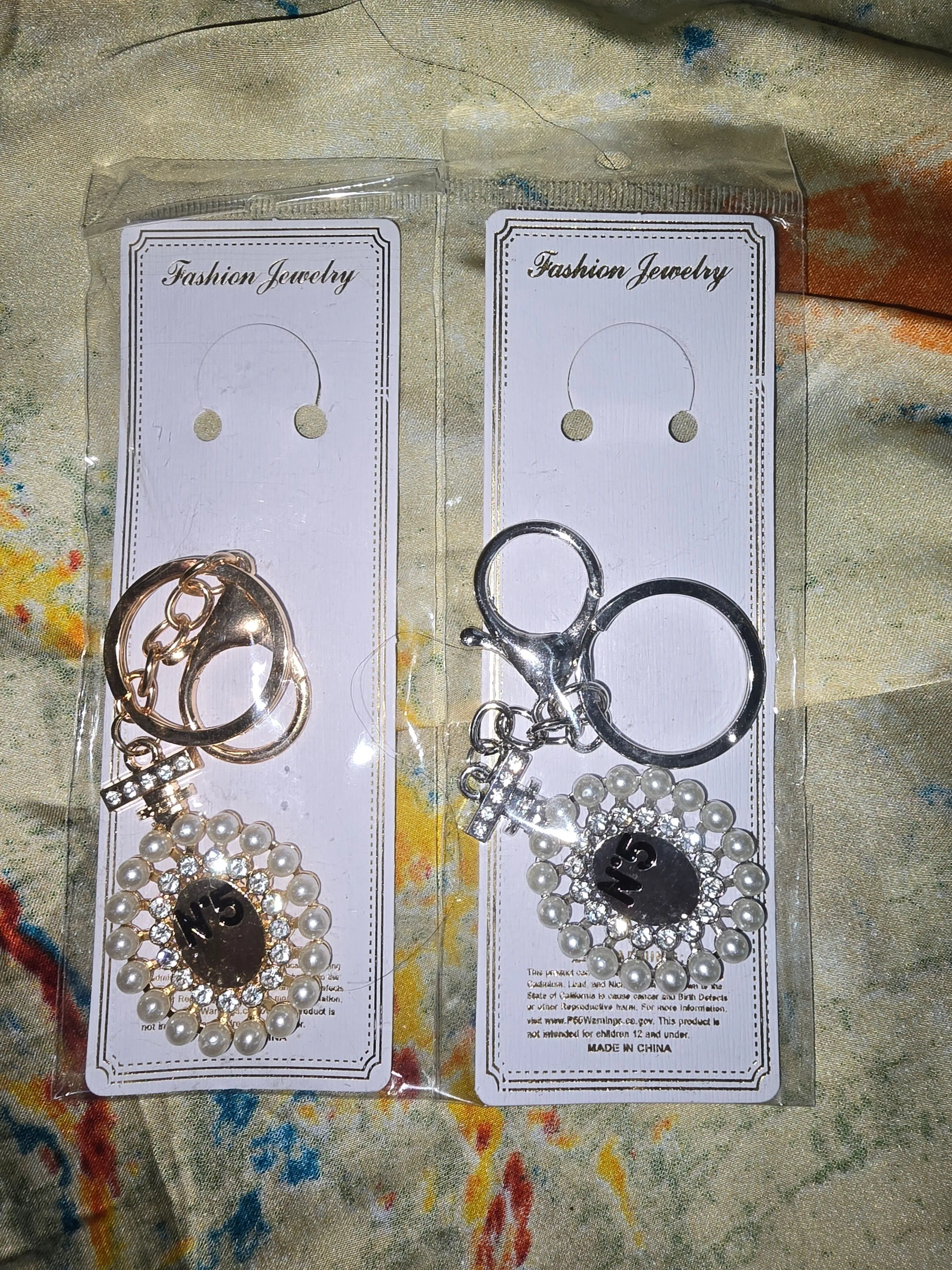 f62b30eb-4e80-4e3a-a082-2775446310ef
