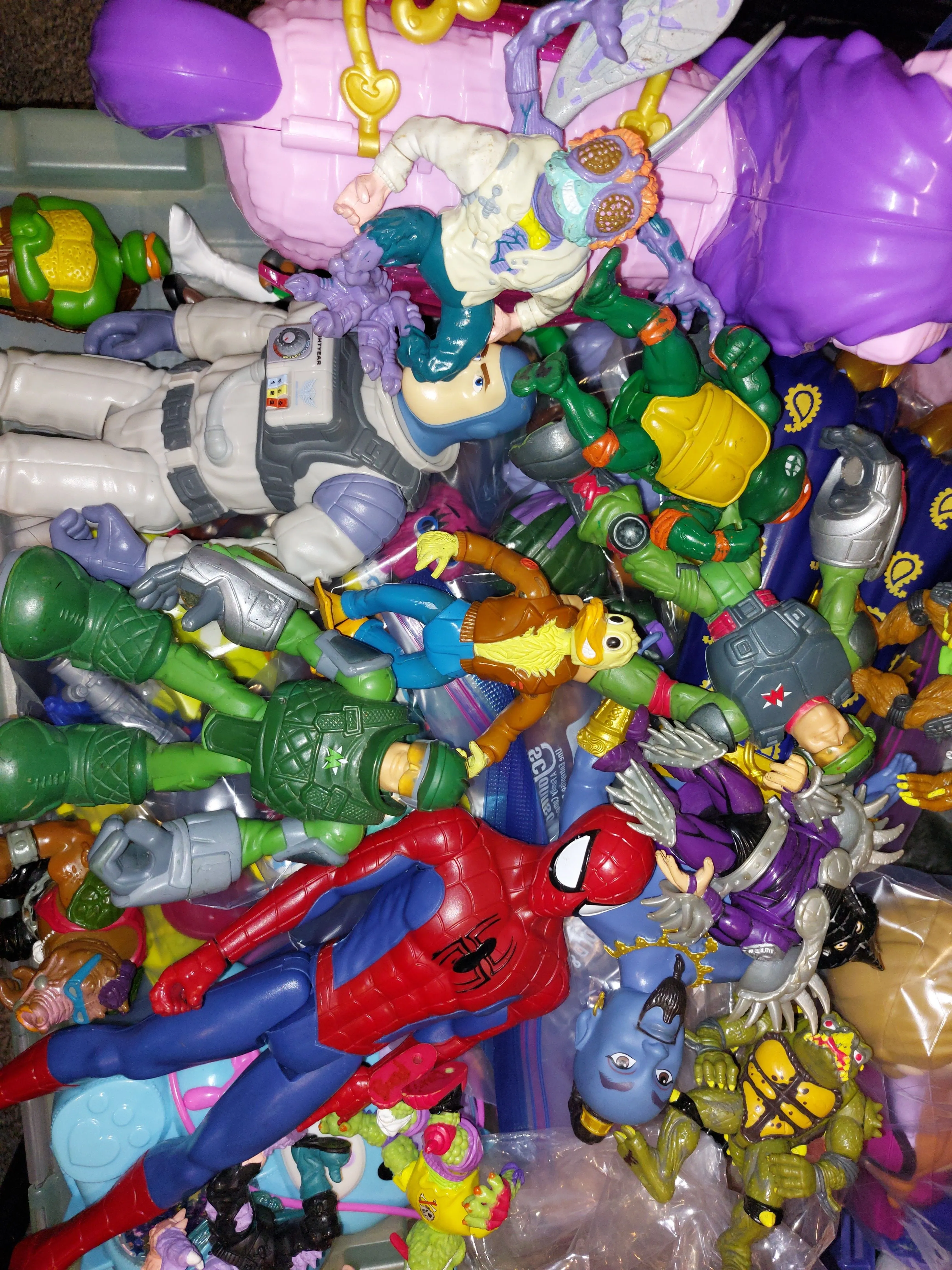 Product image for 11-15 oz LARGE ASSORTED  RANDOM PULLS