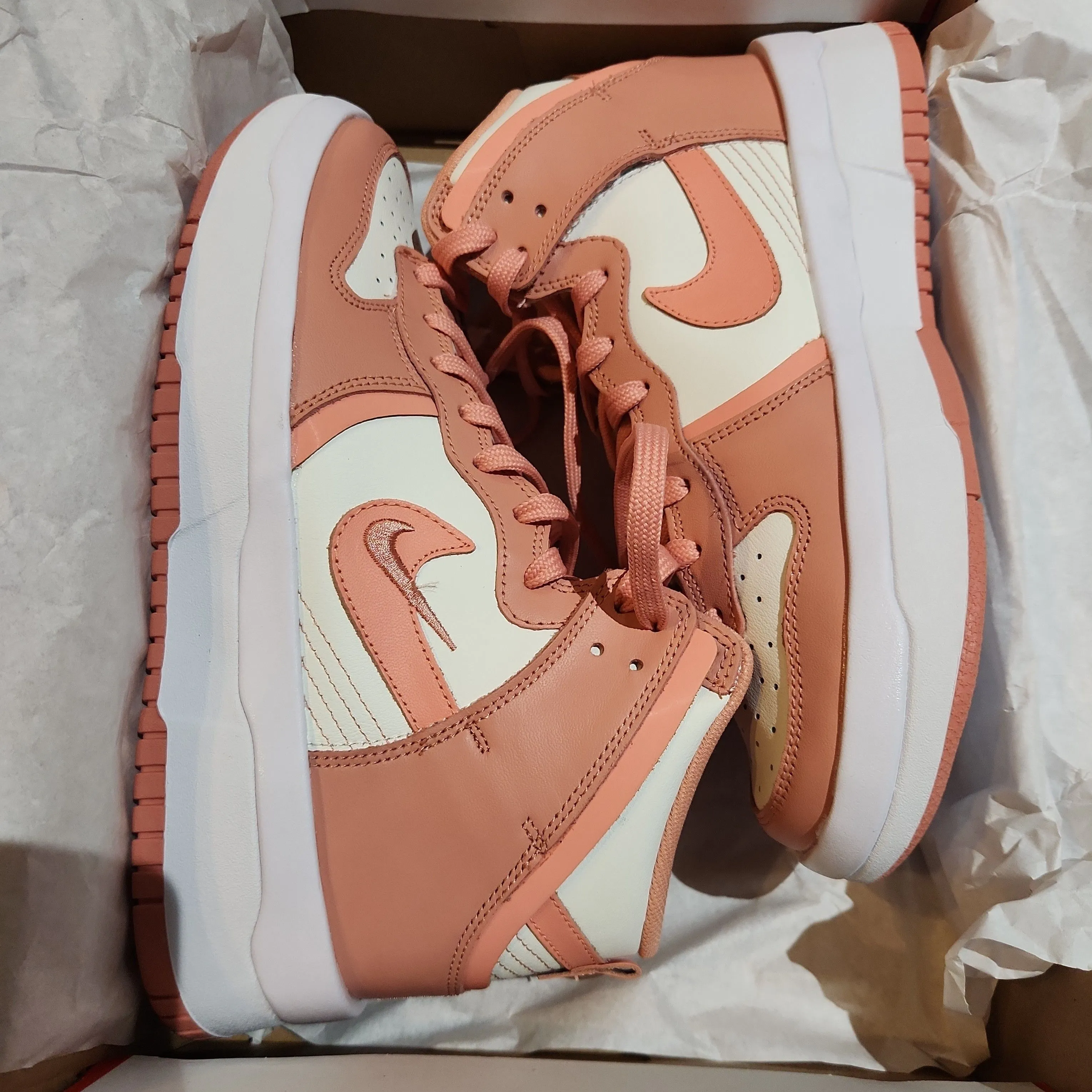 Product image for 8.5W Nike Women's Dunk High Up