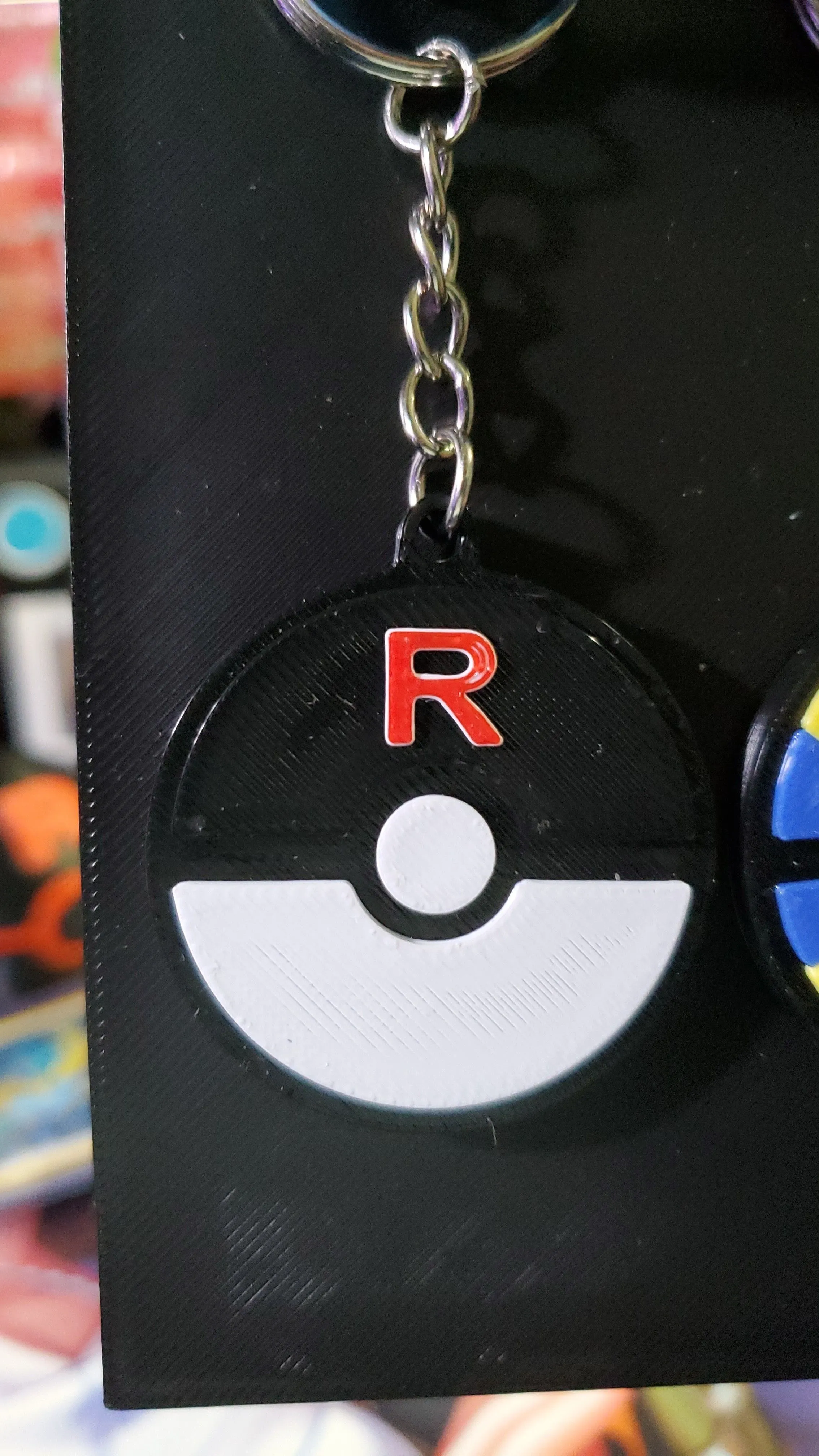 Product image for random pokeball Keychain 