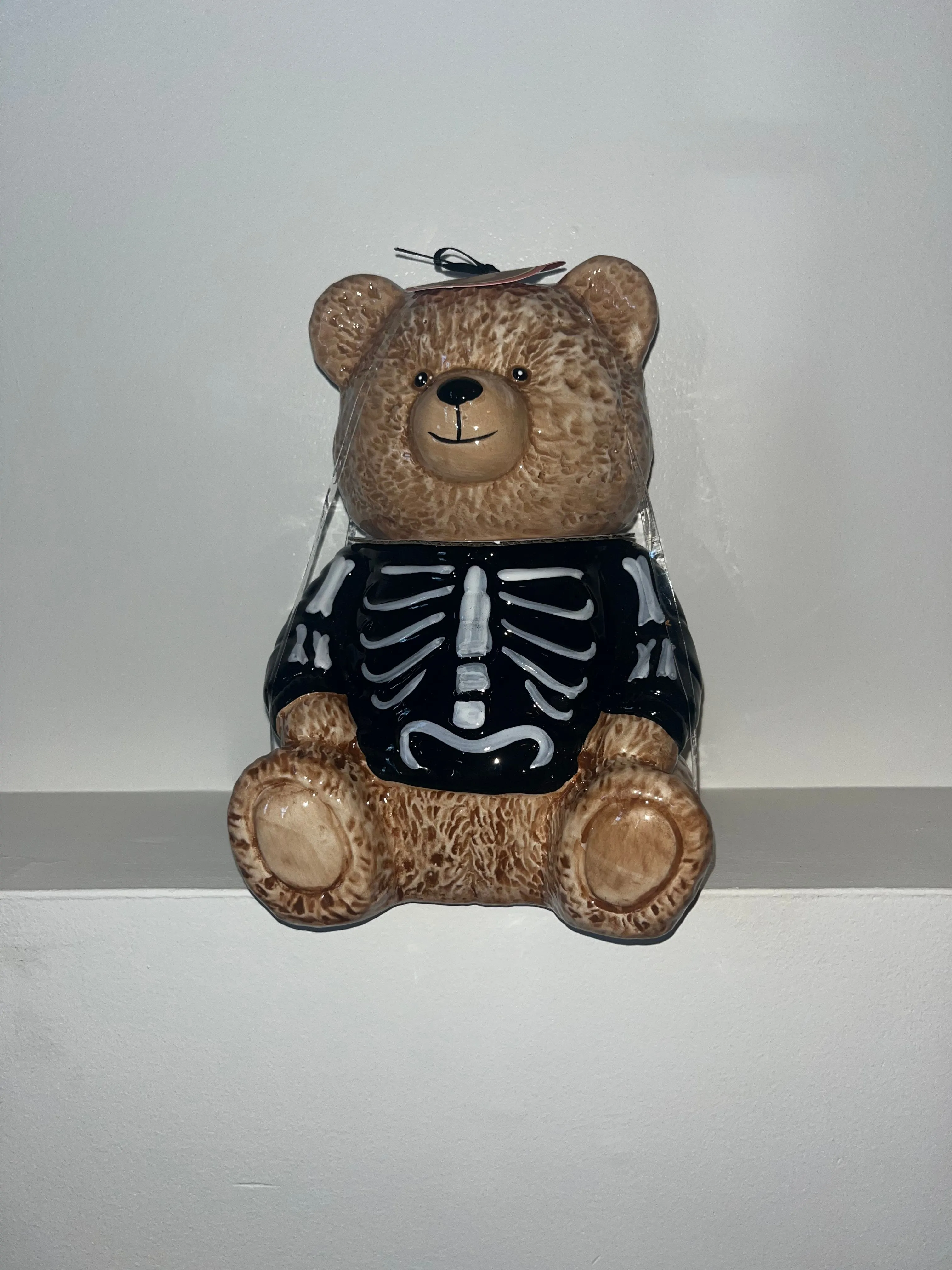 Product image for NWT - TIKTOK VIRAL HALLOWEEN CREEPY CRITTERS SKELETON BEAR COOKIE JAR
