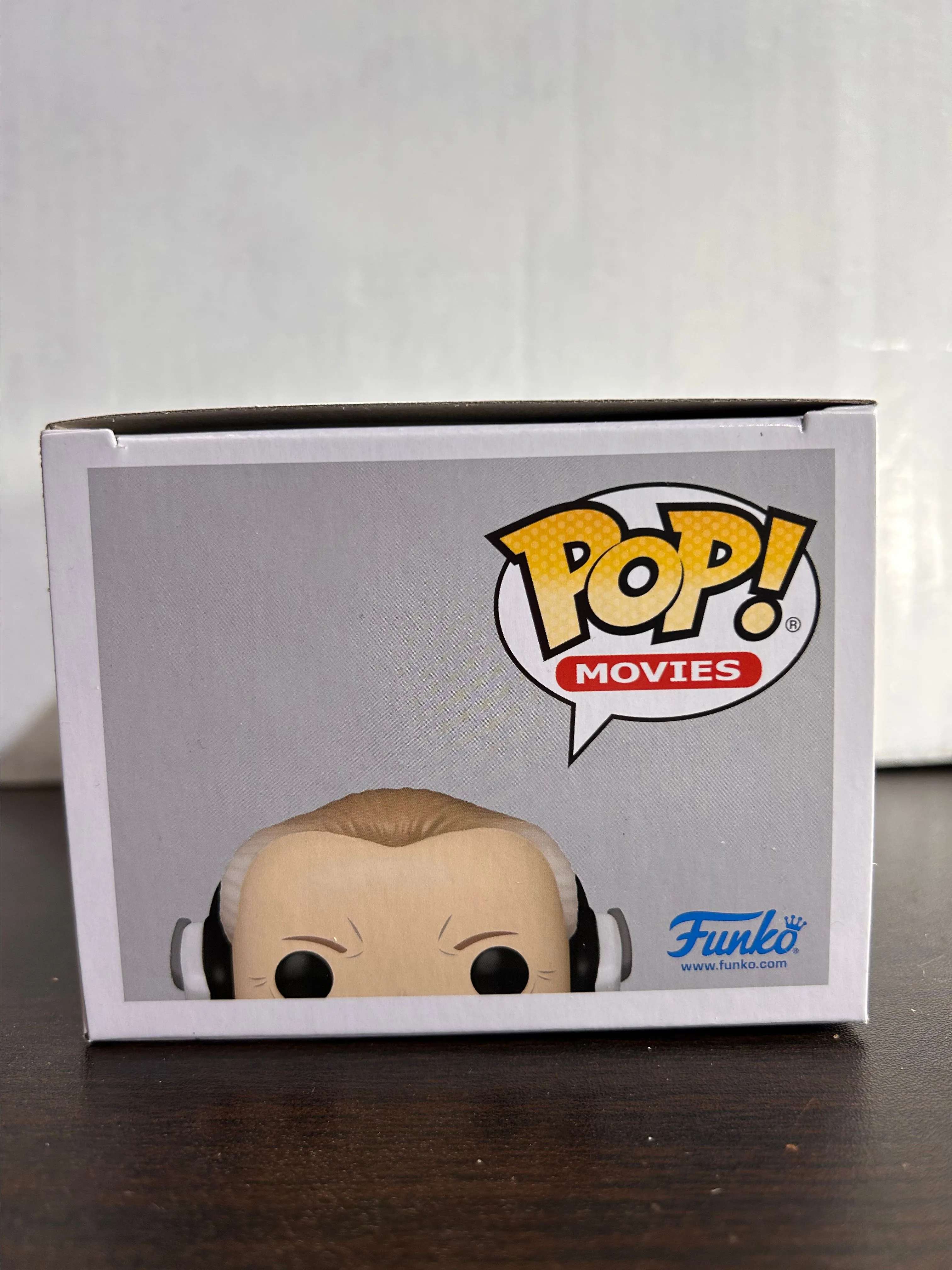 Listing Image Blurred Background