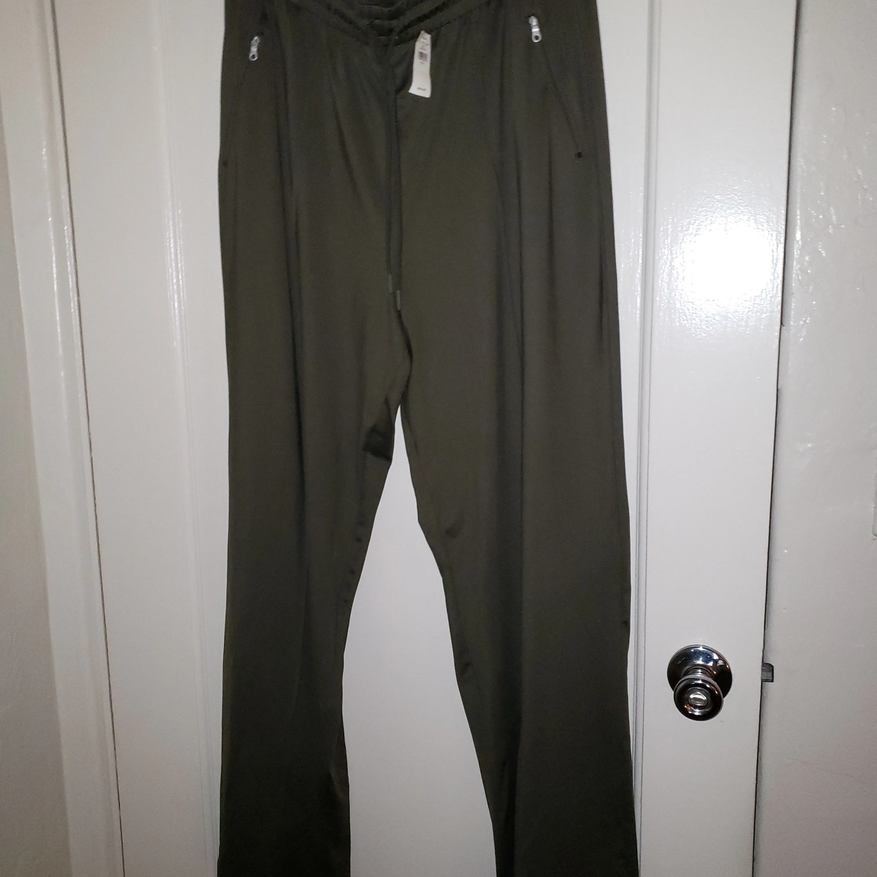 Product image for 39. Aerie Green Pants