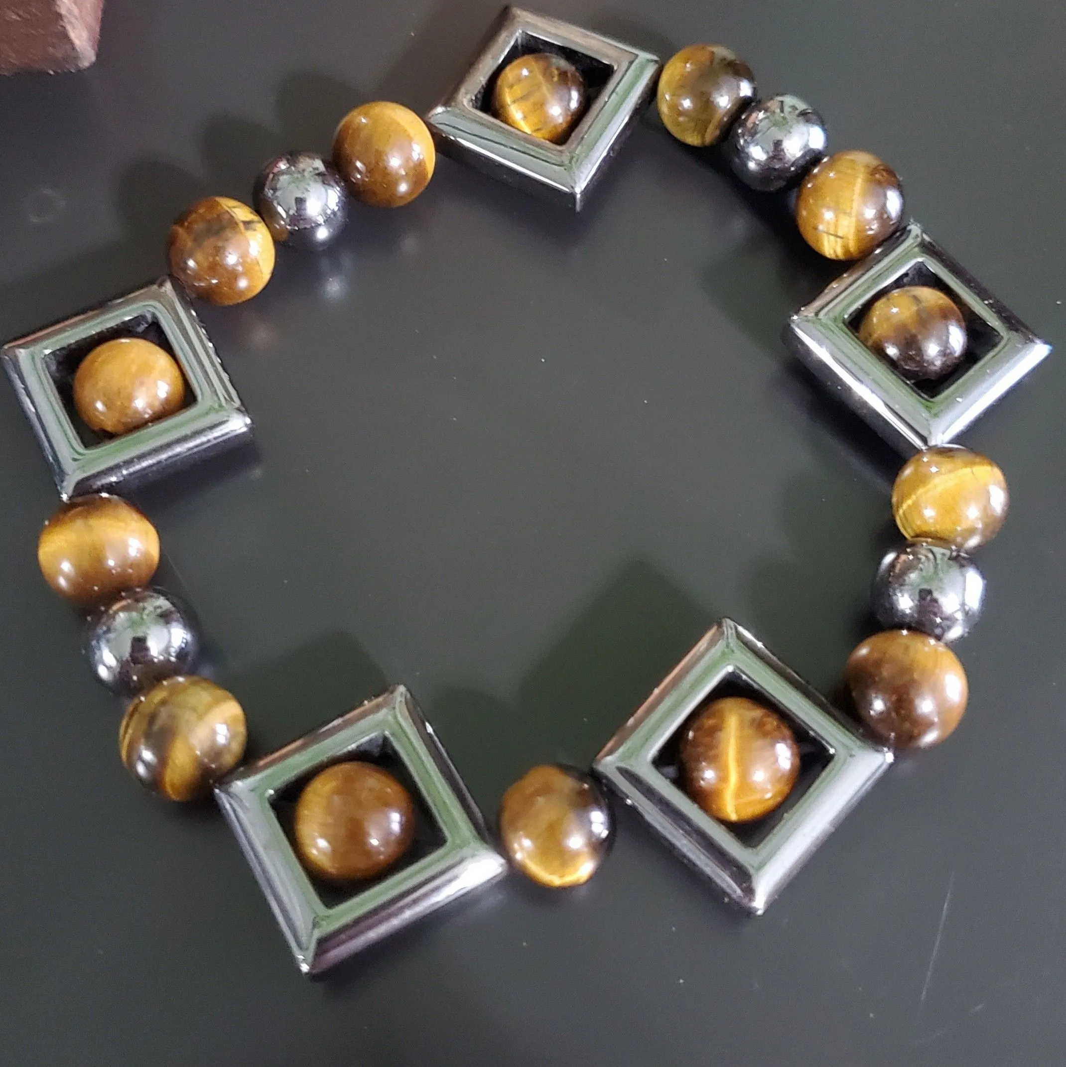 Product image for Tigers Eye and Hematite Triangles Bracelet 1