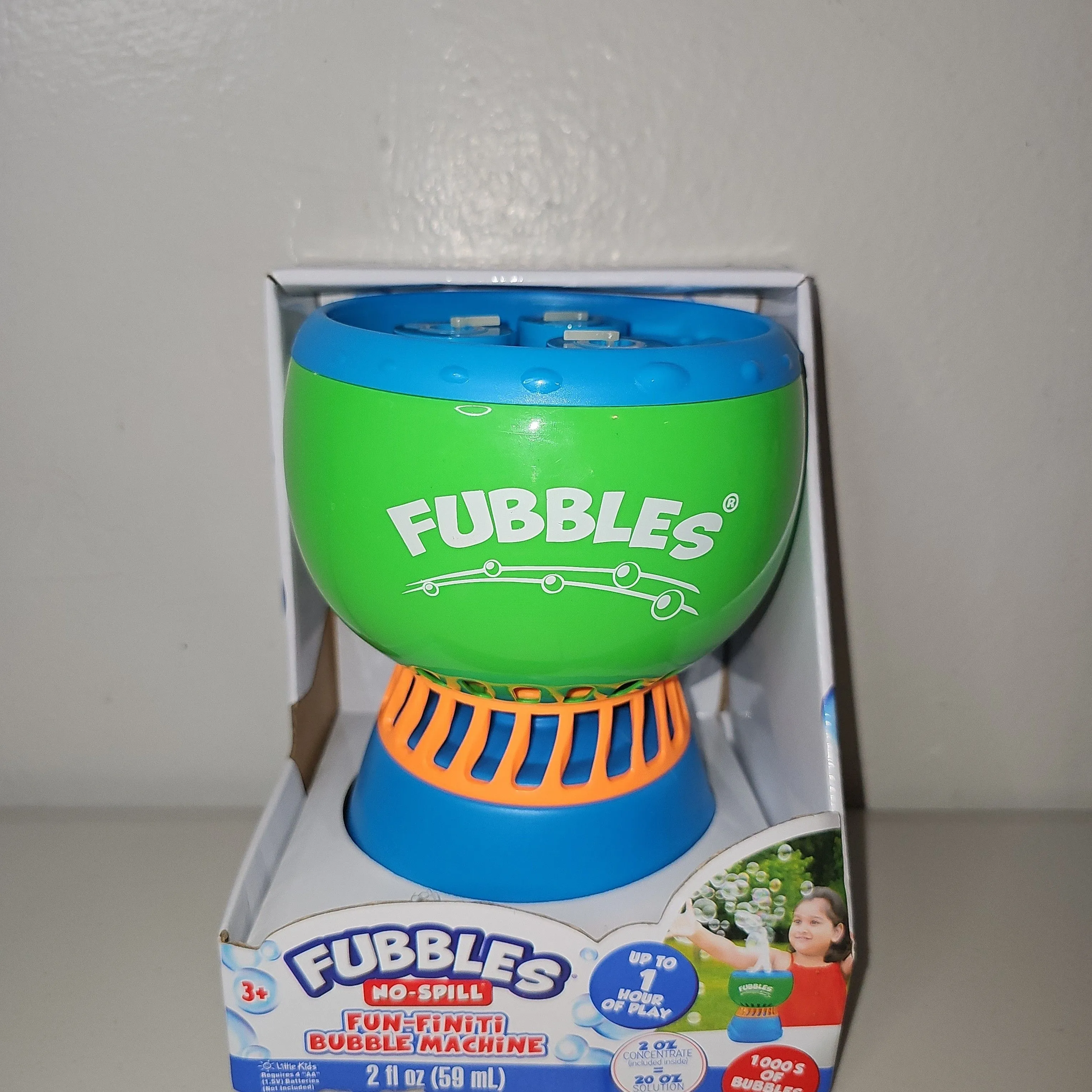 Product image for Bubbles No Spill Bubble Machine