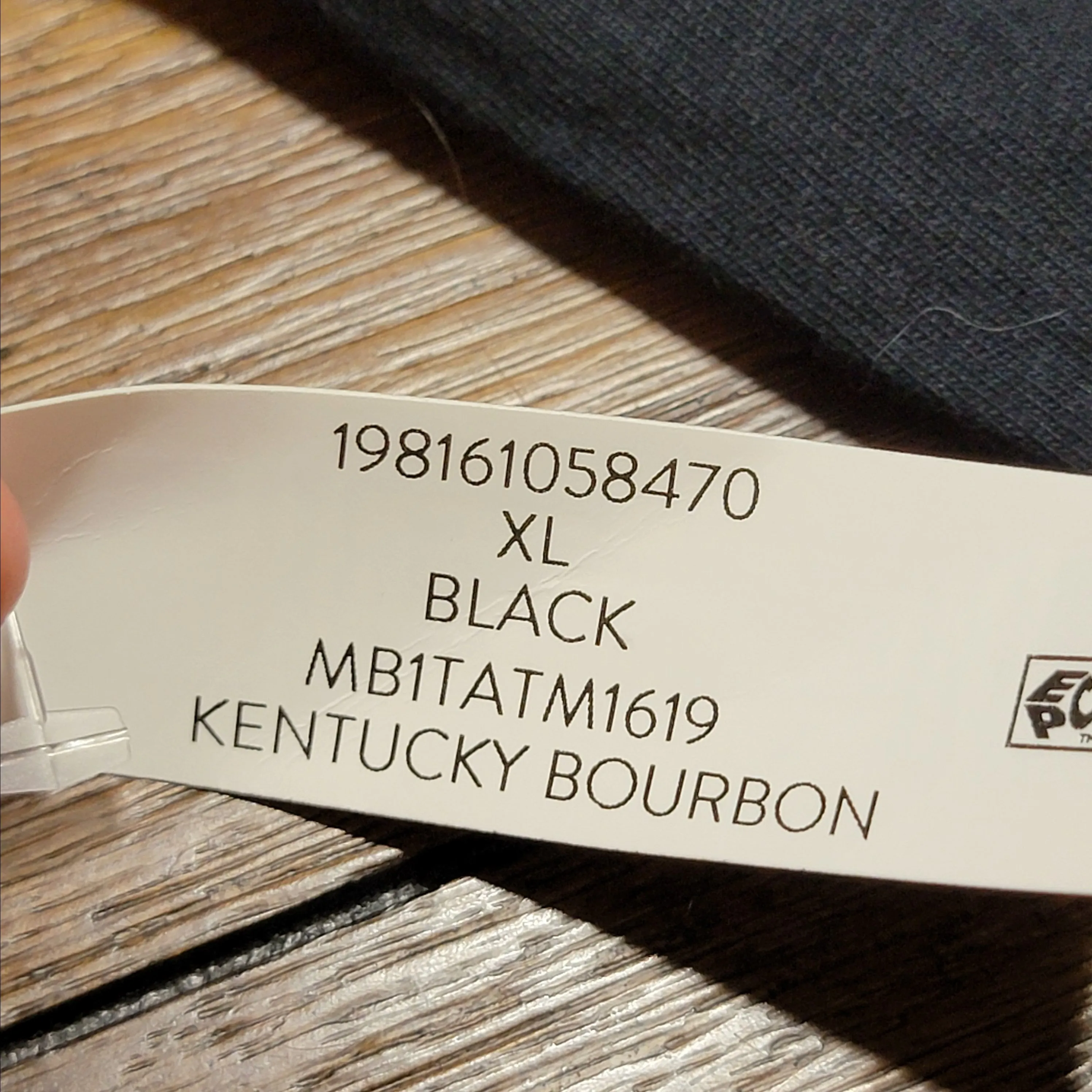 Listing Image Blurred Background