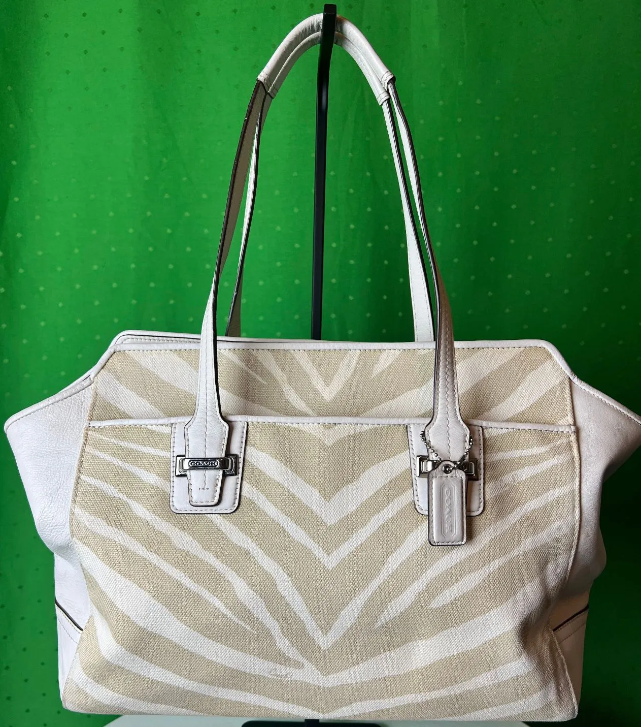 Product image for Coach - Taylor Carryall