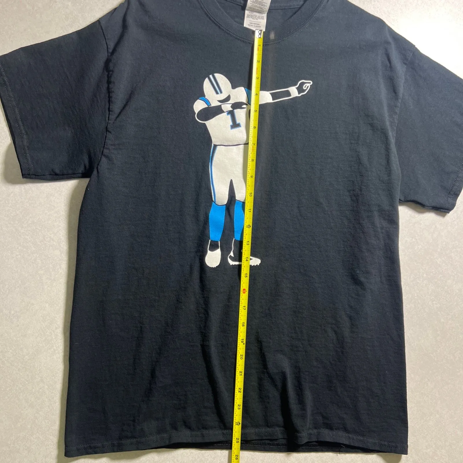 Product image for Cam Newton  Dabbing Cam Newton Carolina Panthers Shirt Size Large