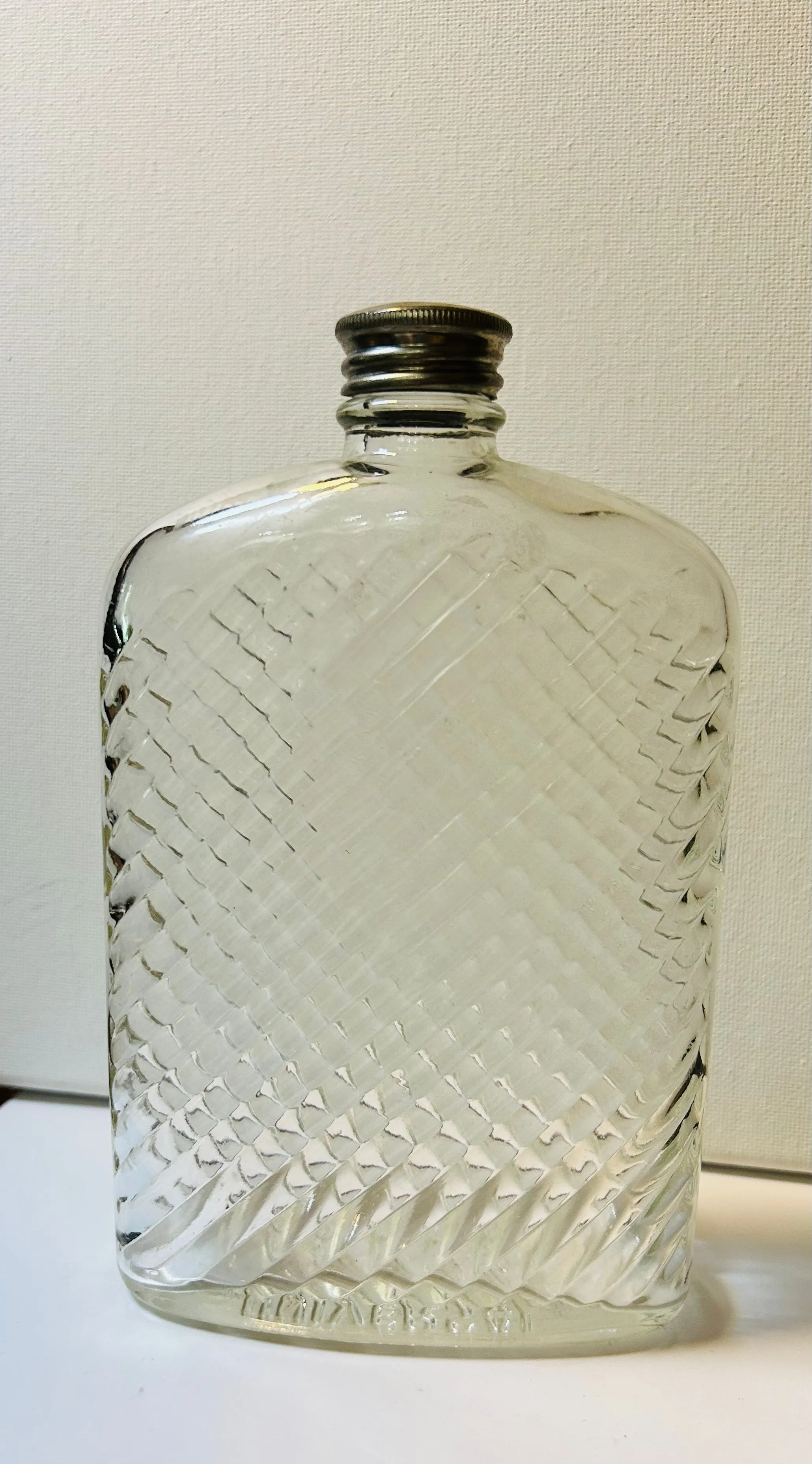 Product image for Antique UNIVERSAL, Angled Lined, Whiskey Flask, Orig Lid, Pat’d Feb 8, 1927