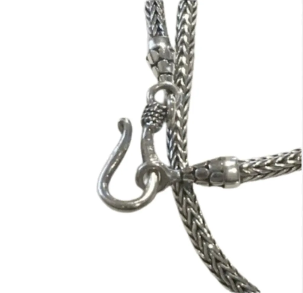 Listing Image Blurred Background