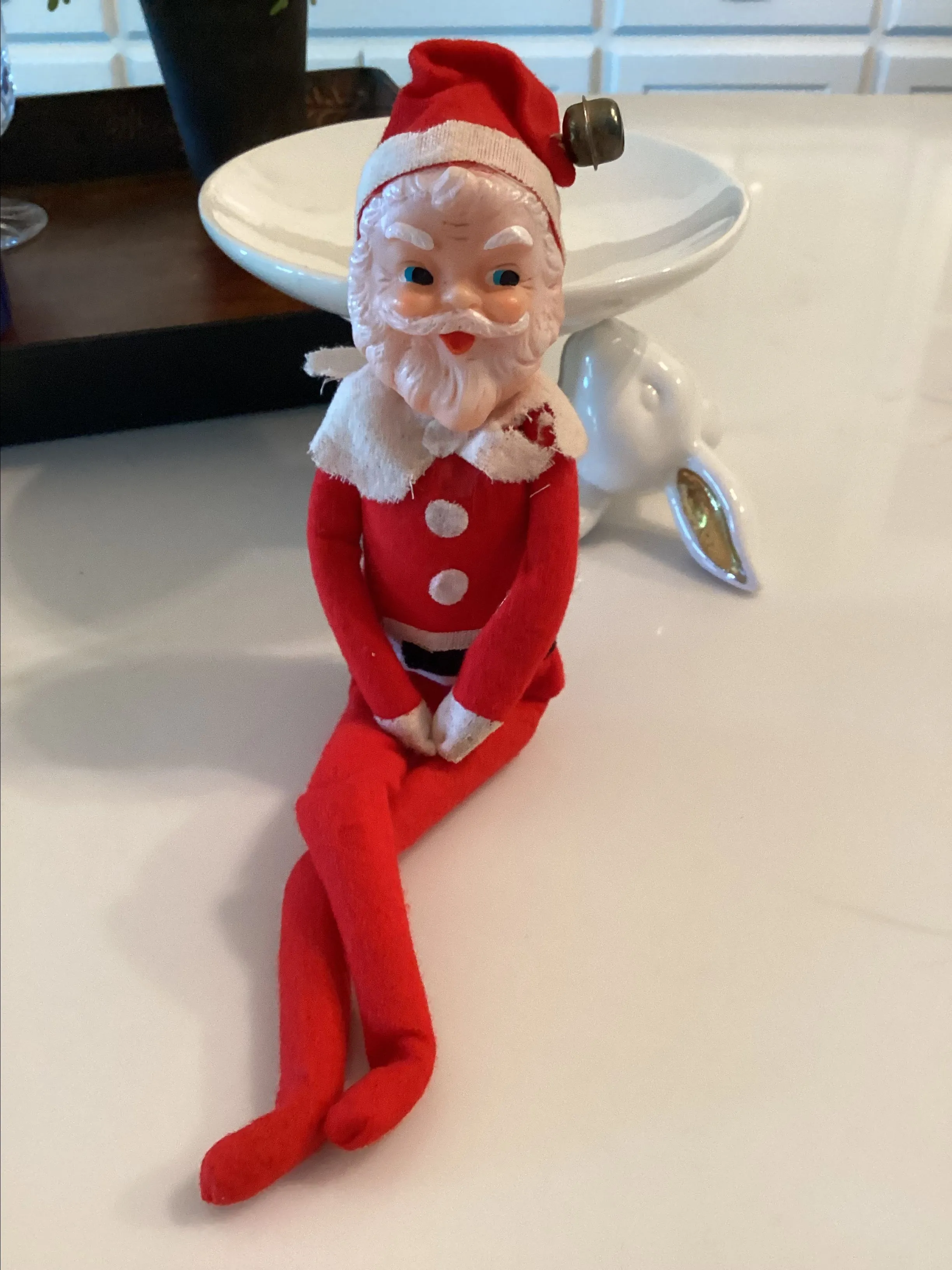 Product image for 35.  Vintage Santa Claus pixie knee hugger