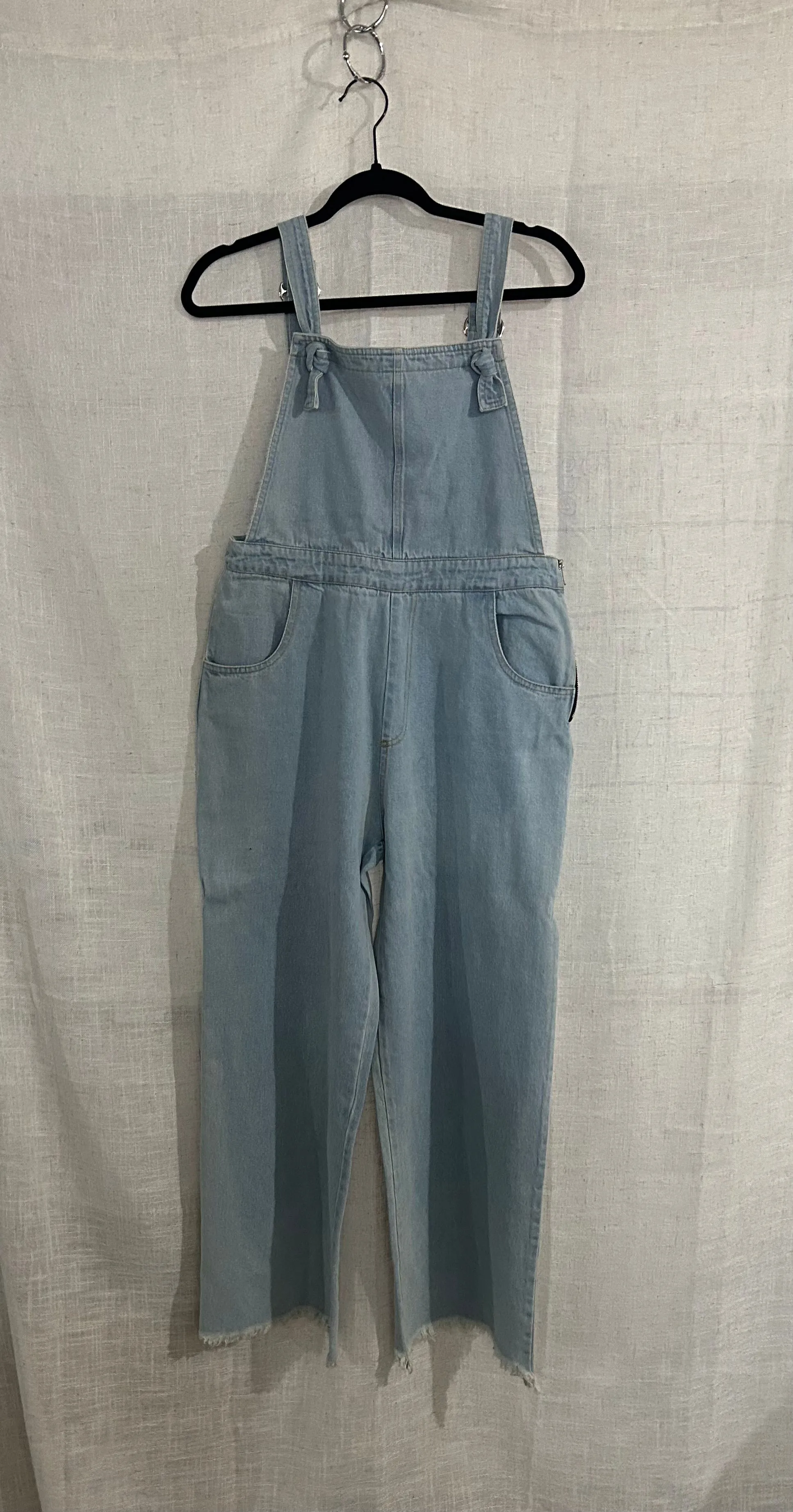 Product image for 004 NWT Forever 21 Light Wash Overalls- size large 31" waist