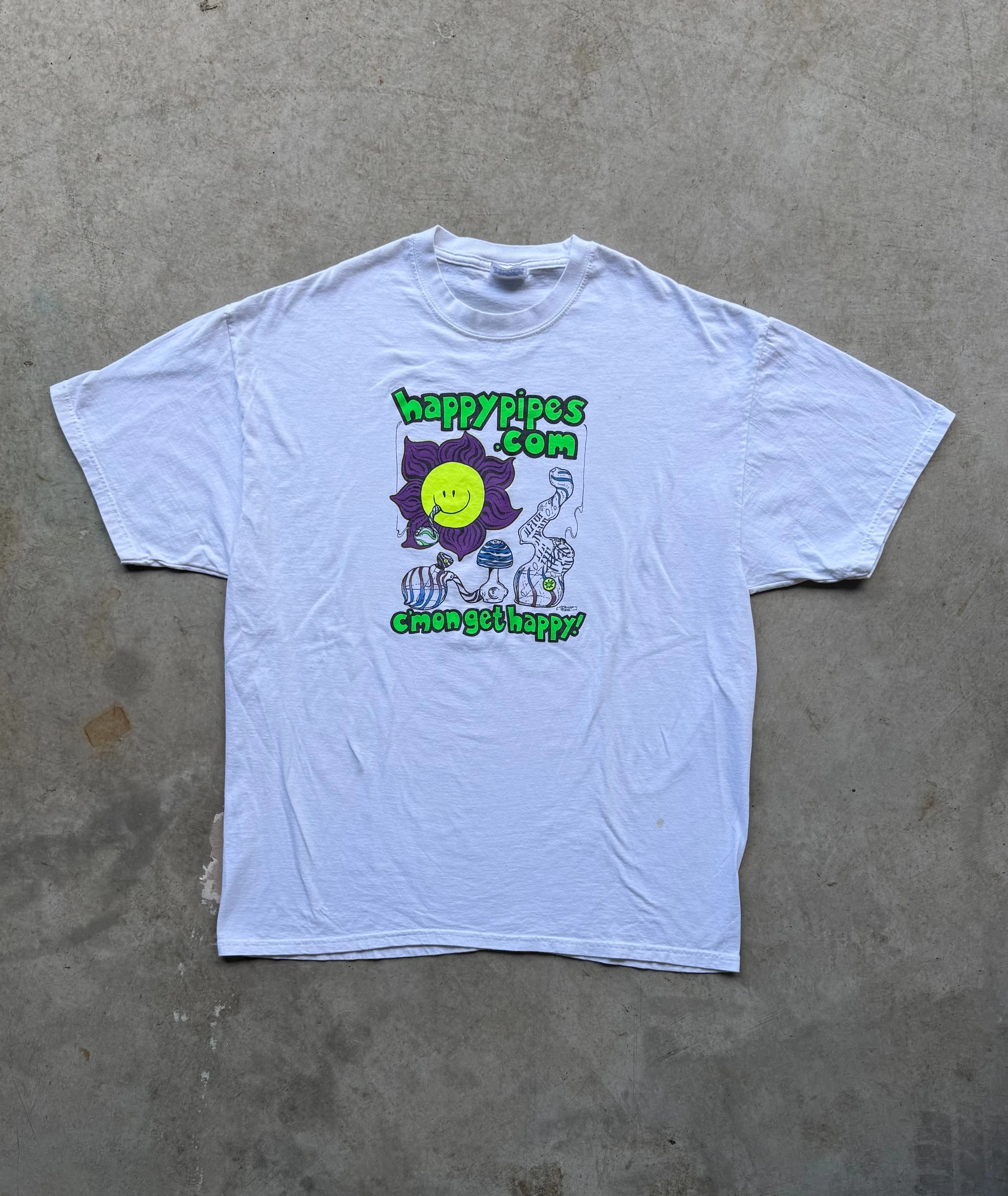Product image for Happy pipes LSD art tee