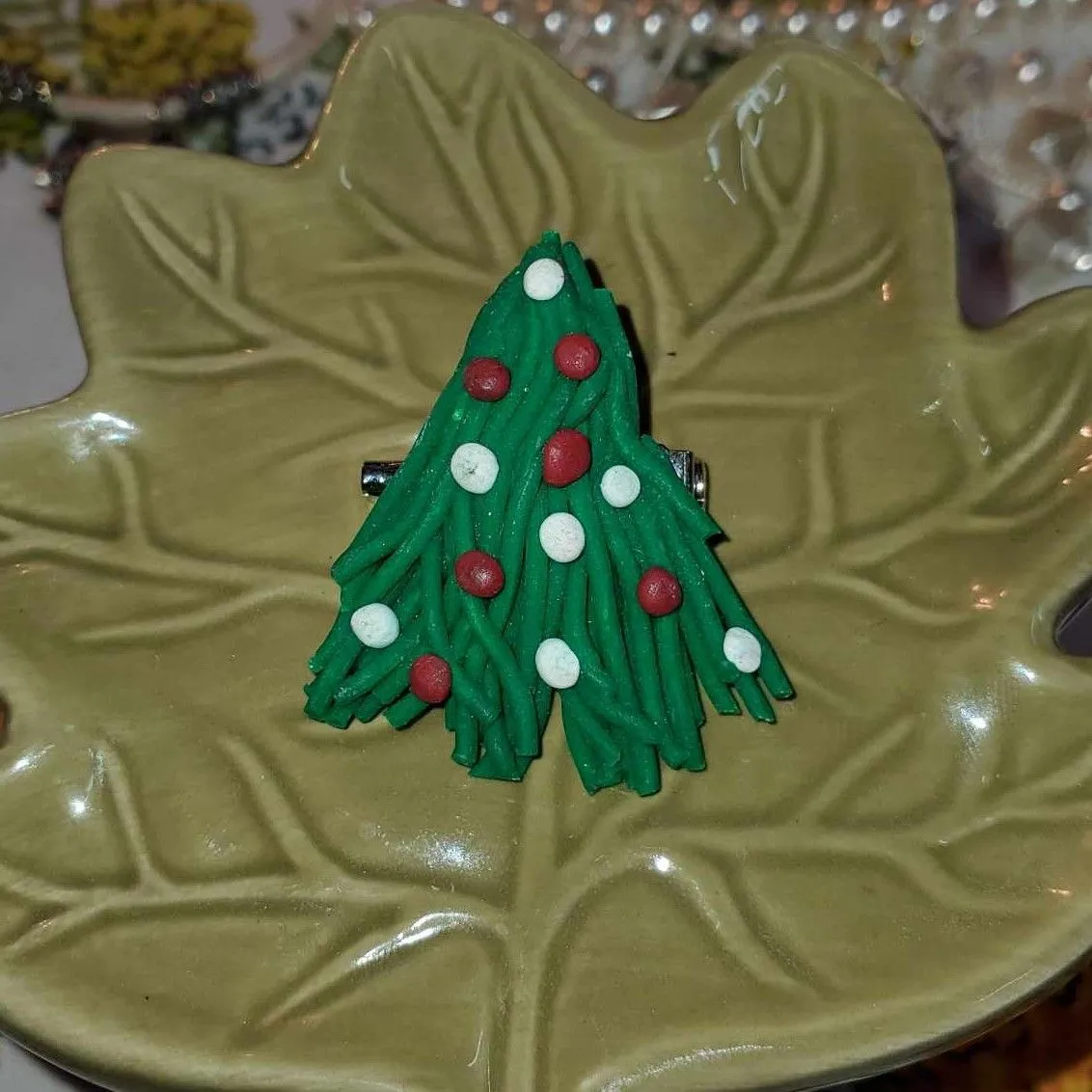 Product image for #52 Decrative Christmas Tree Brooch Pin