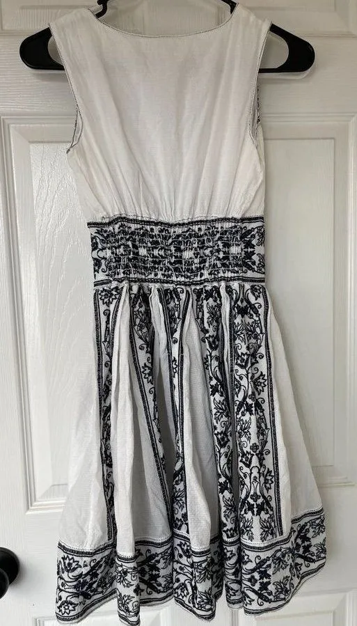 Size Extra Small Max Studio Specialty products Navy and White Cotton  sleeveless embroidered dress  Whatnot: Shop, Sell, Connect