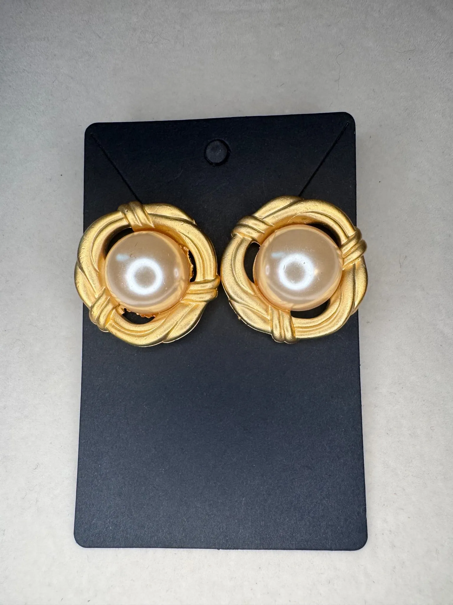 fd937c6b-c8c4-4de5-a277-5cd9d9560eb4