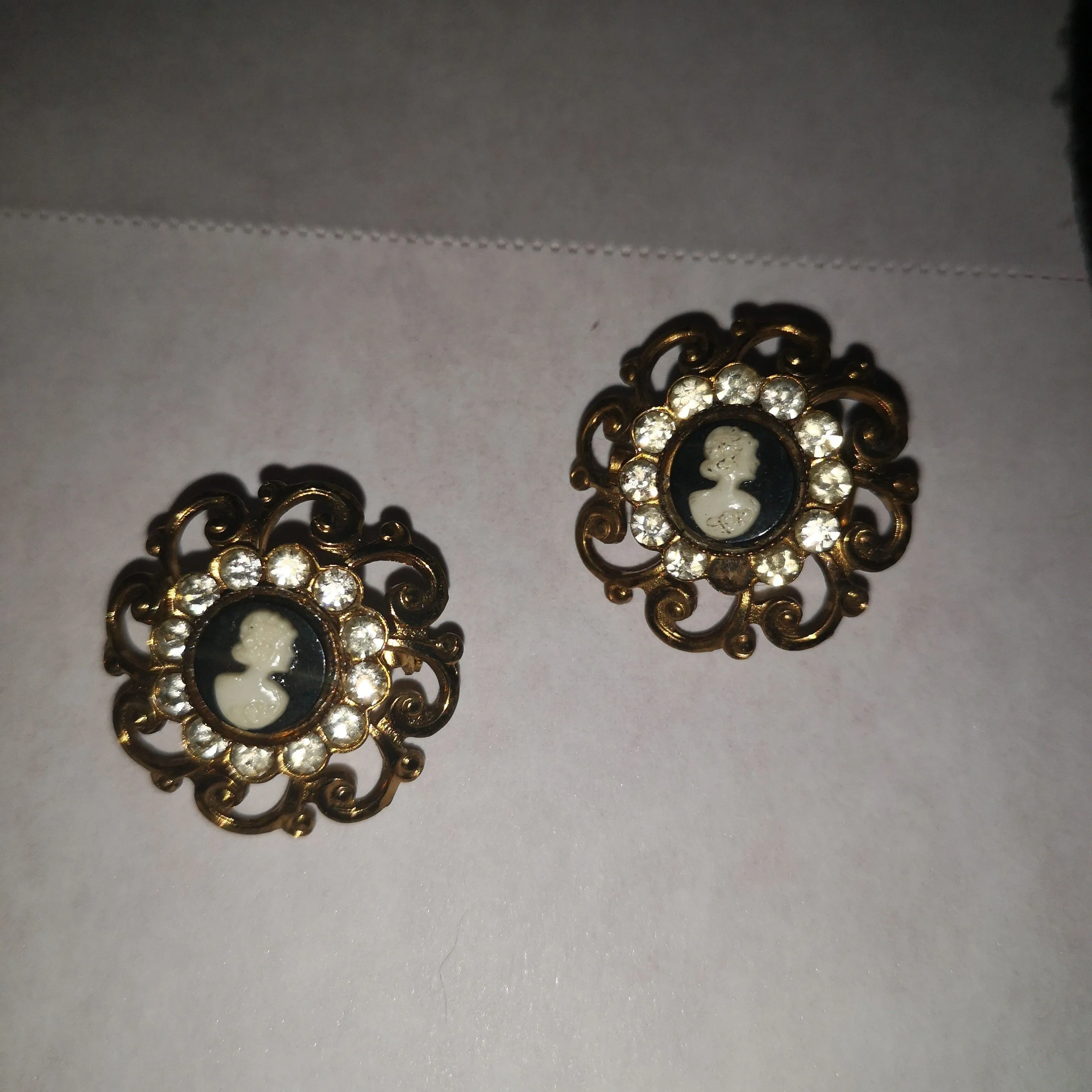 Product image for Coro vintage cameo brooches studded pin 