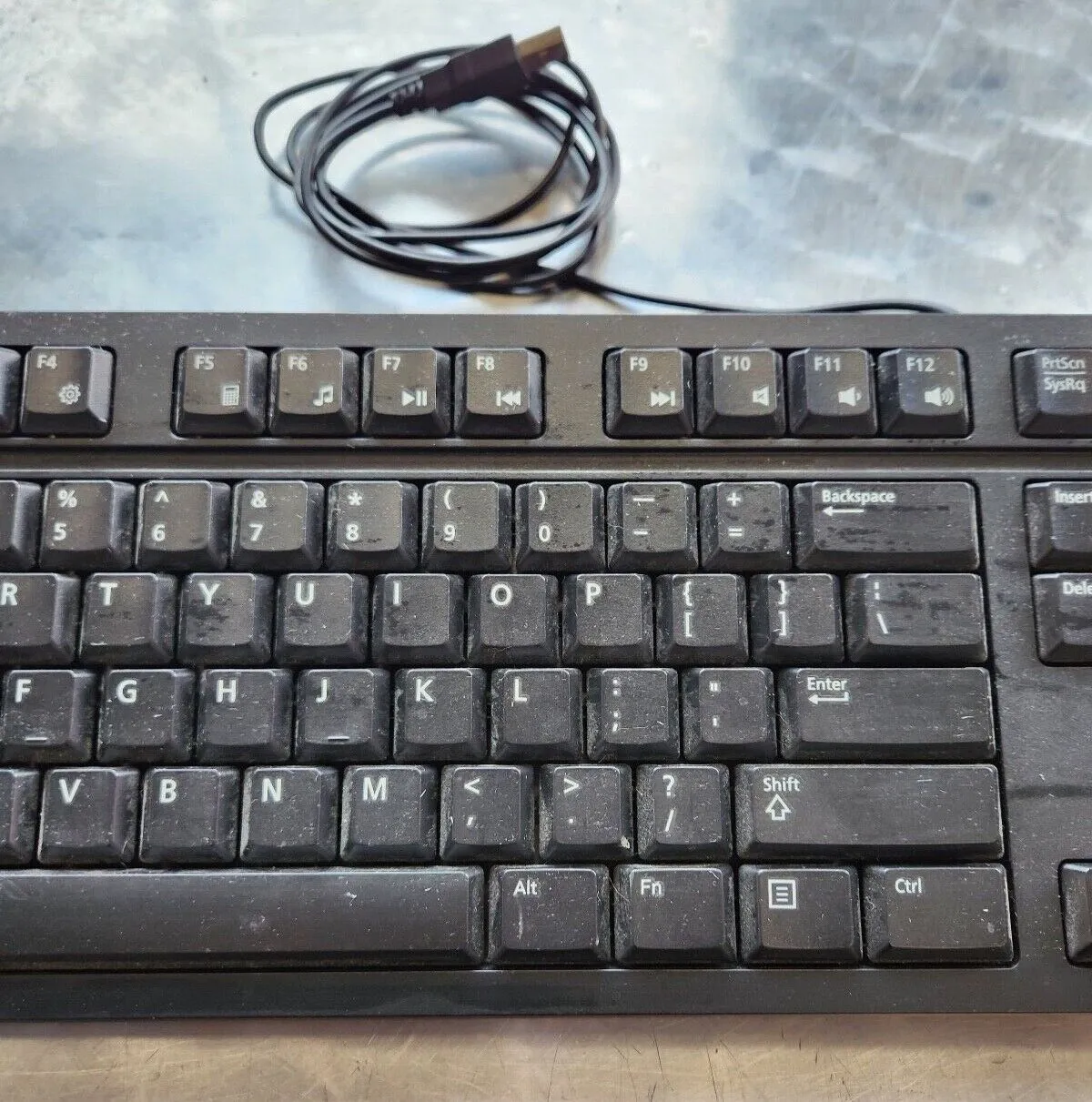 Listing Image Blurred Background