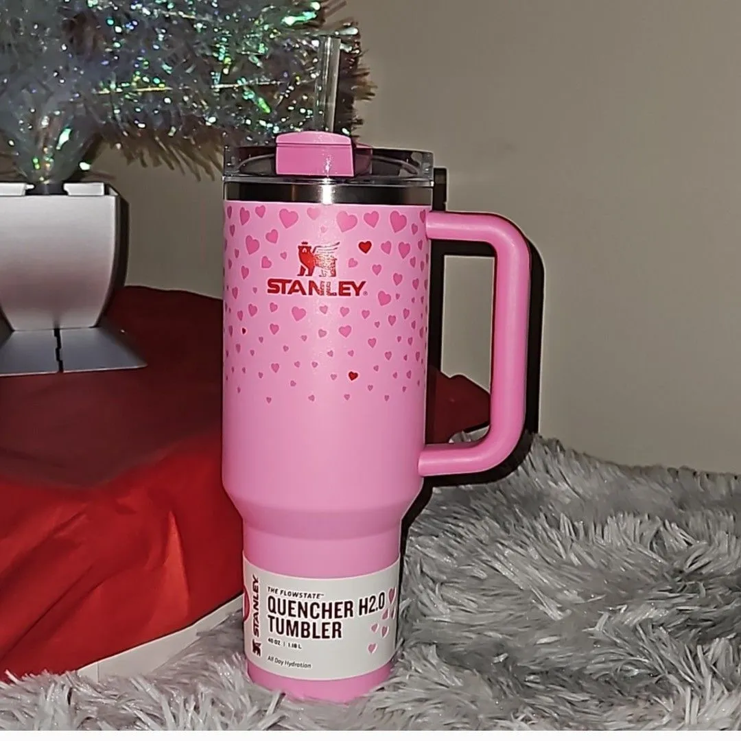 Product image for stanley valentines day 40oz 
