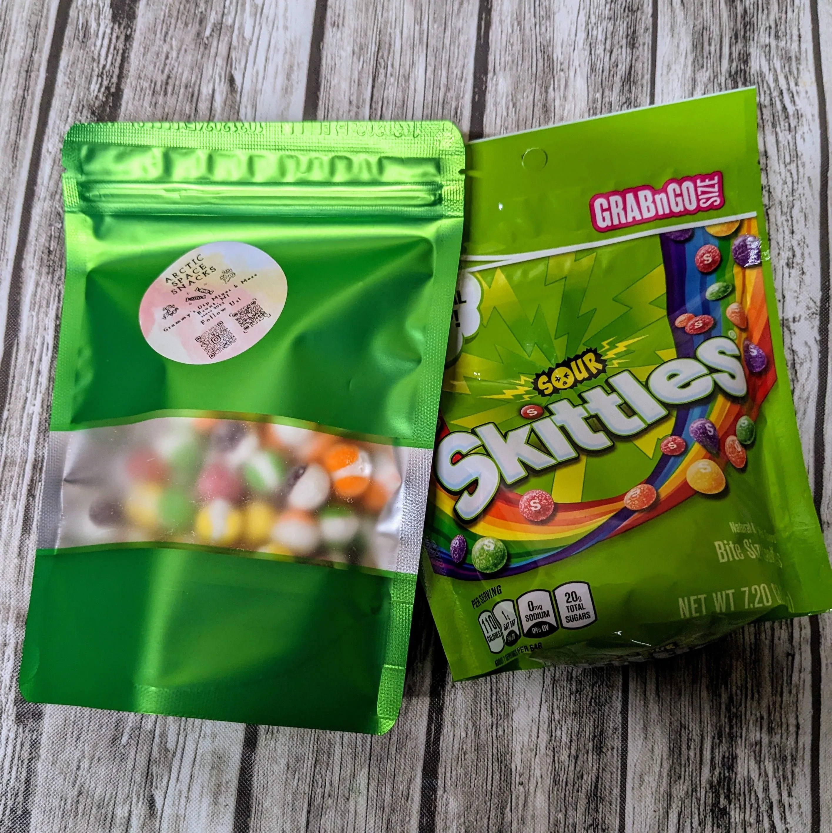 Product image for Freeze Dried Sour Frizzle Bites