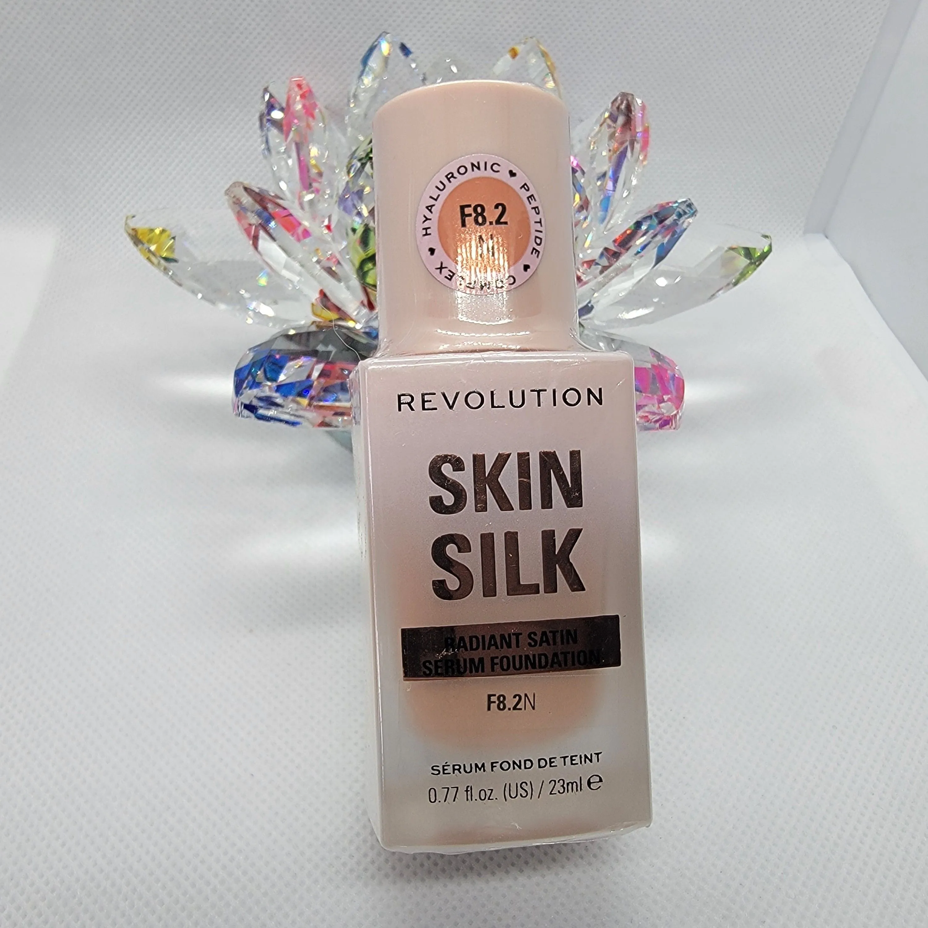 Product image for Revolution SKIN SILK FOUNDATION ✨️  F8.2 Neutral 