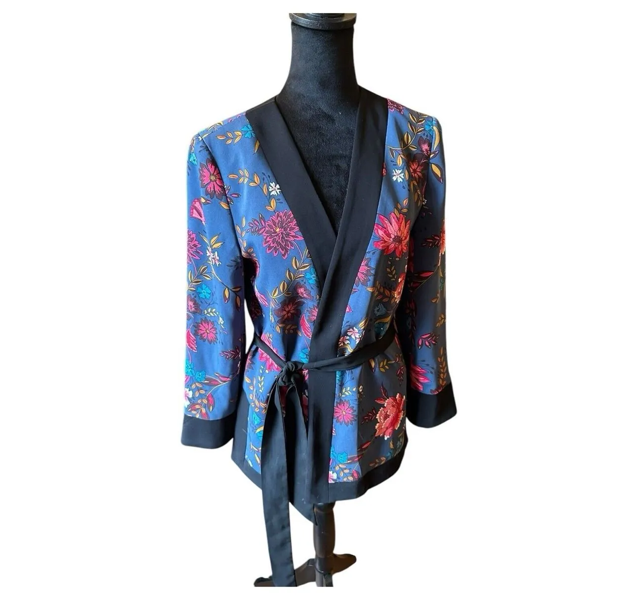 Product image for LOFT Plus Wildflower Kimono Jacket / Wrap with Belt Size Small