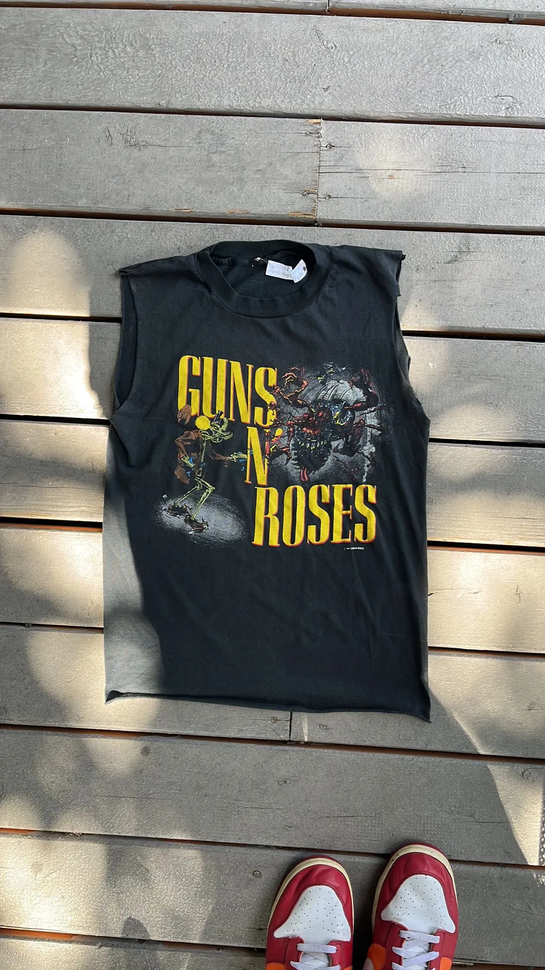 Product image for 1987 Guns n Roses “Banned” back graphic tour tee large