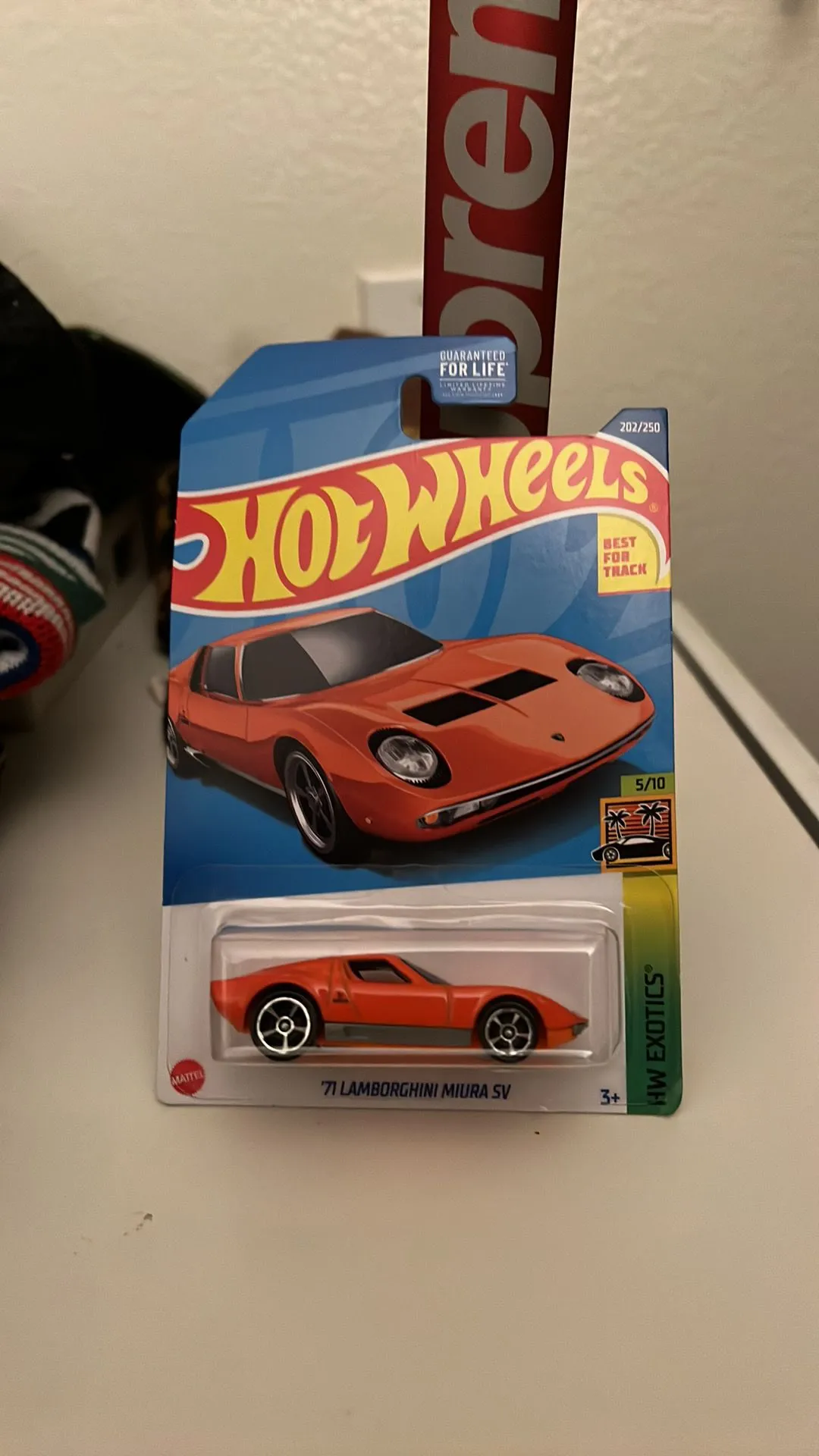 Product image for Hot wheels ‘71 Lamborghini miura sv