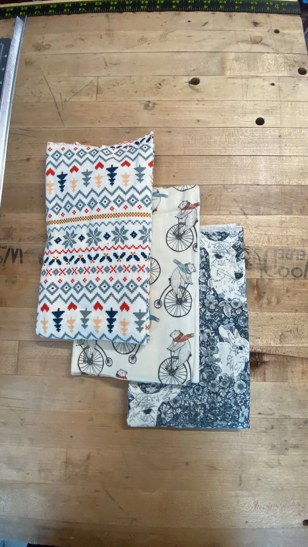 Product image for 17. AGF Flannel prints 3 pack 1/2 yards