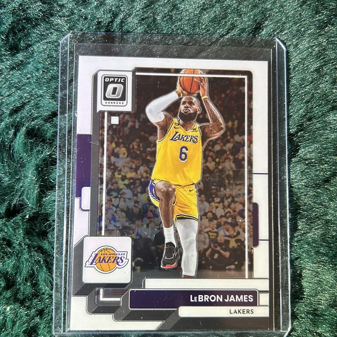 Product image for Lebron James 2022-2023 Donruss Optic