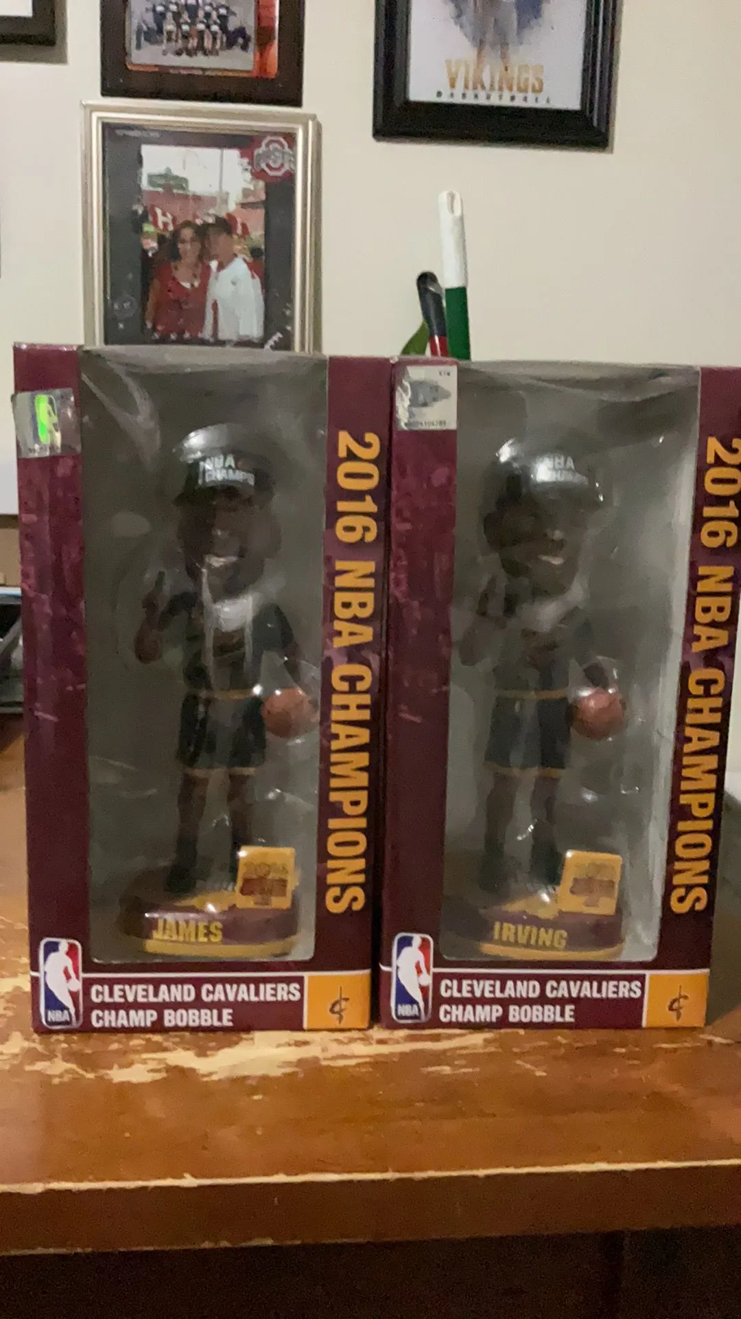 Product image for Set of 2016 Cleveland Cavs Championship Bobbleheads of Lebron & Kylie