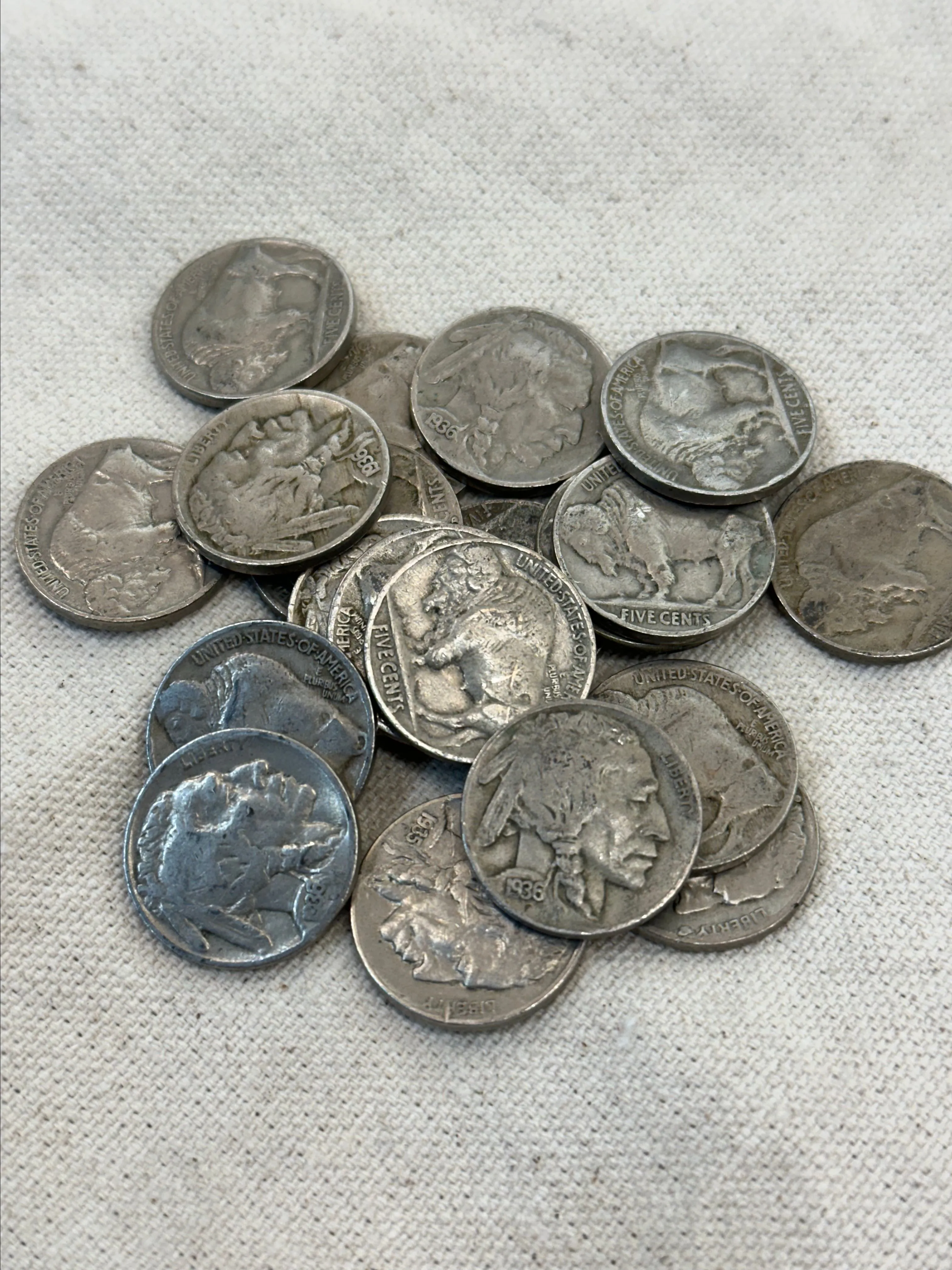 Product image for - FULL DATE Buffalo Nickels mixed dates lot of 20 coins