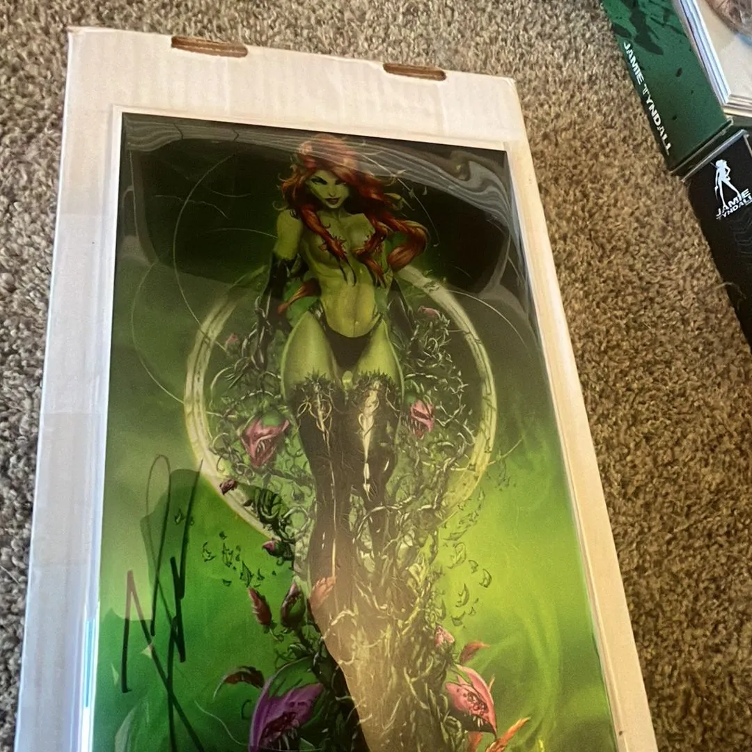 Product image for Sexy Poison Ivy Metal signed comic
