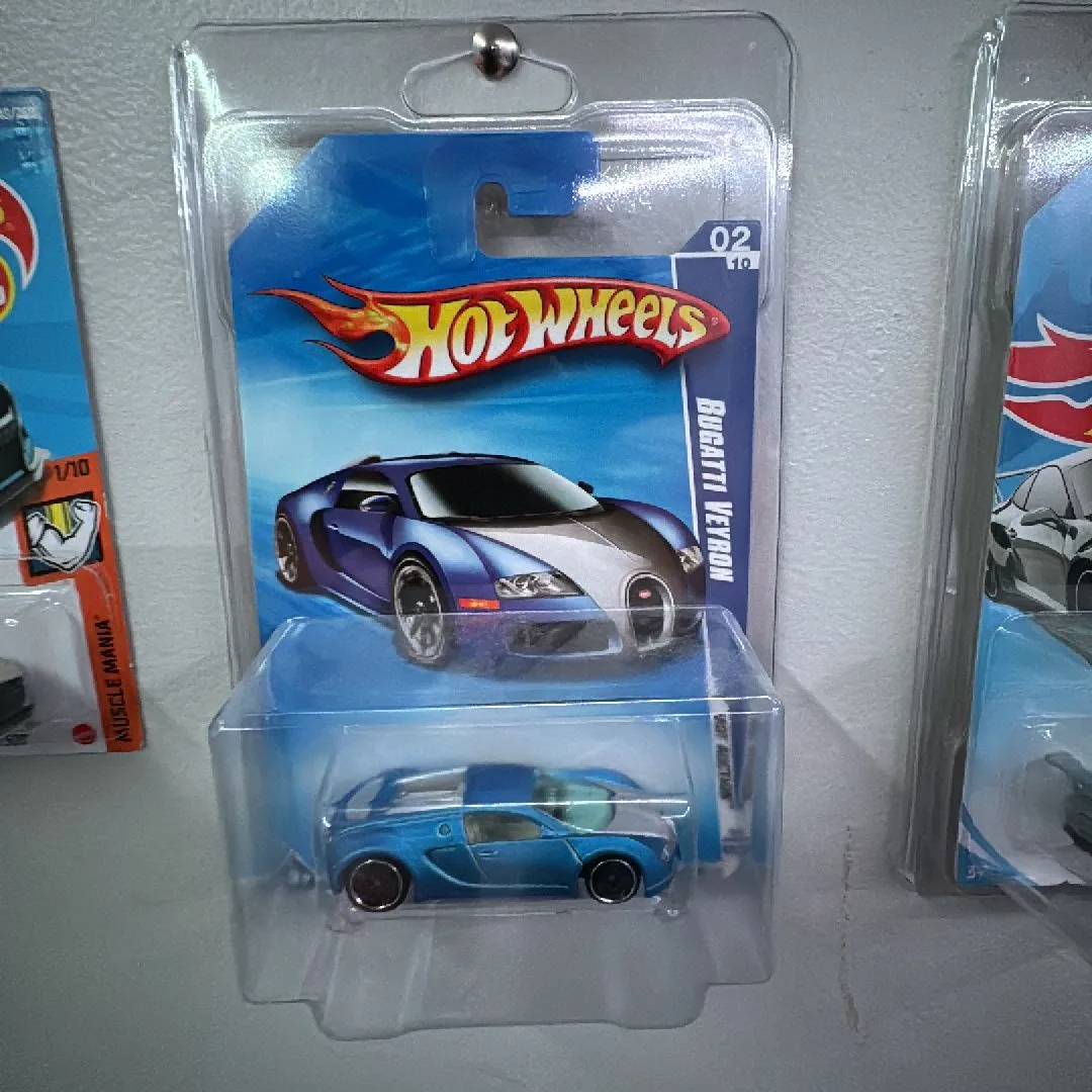 Product image for Hotwheels Bugatti