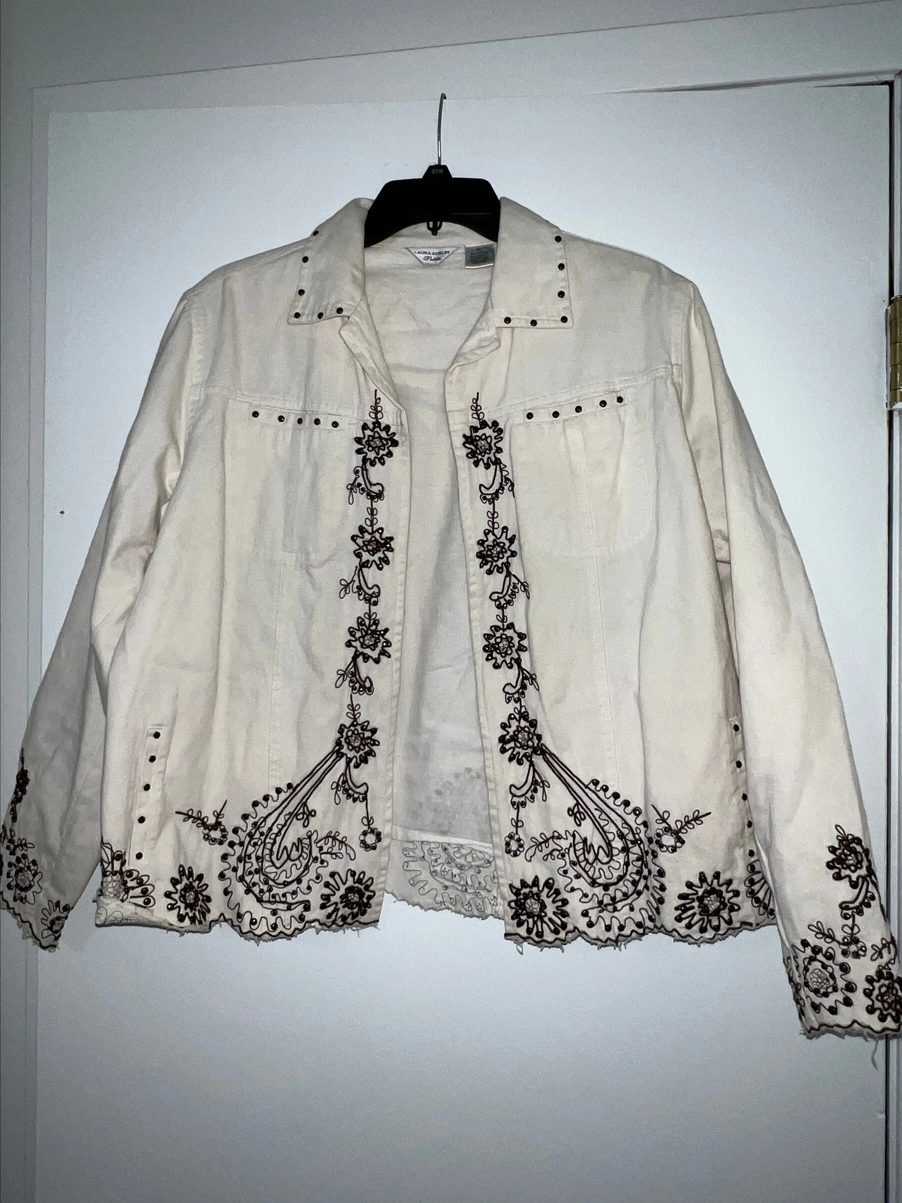 Product image for Laura, Ashley, Petite Size Large Women’s White Denim Jacket