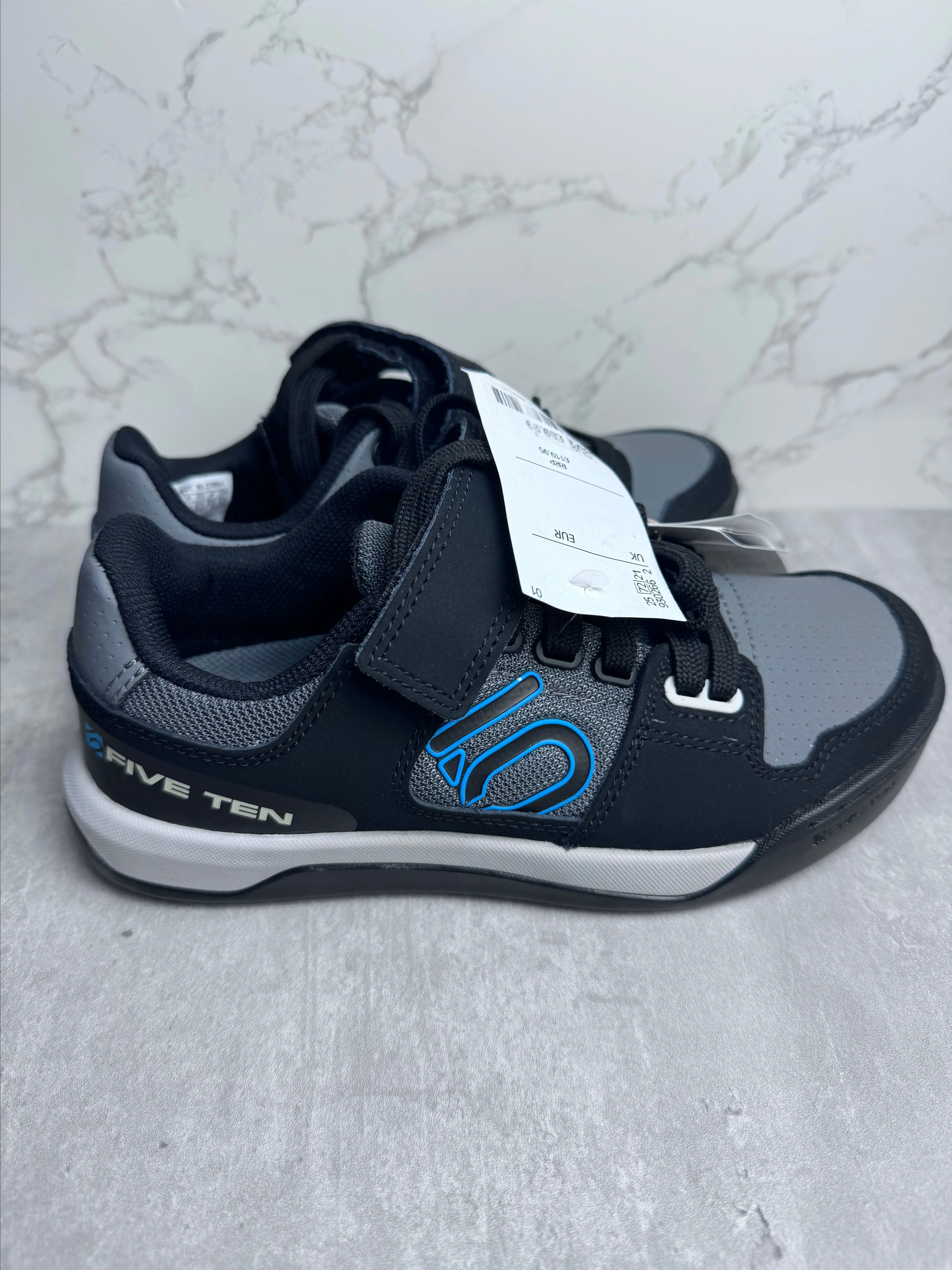Product image for adidas FIVE TEN Hellcat Shimano SPD clipless Mountain Bike Shoes Size 4.5
