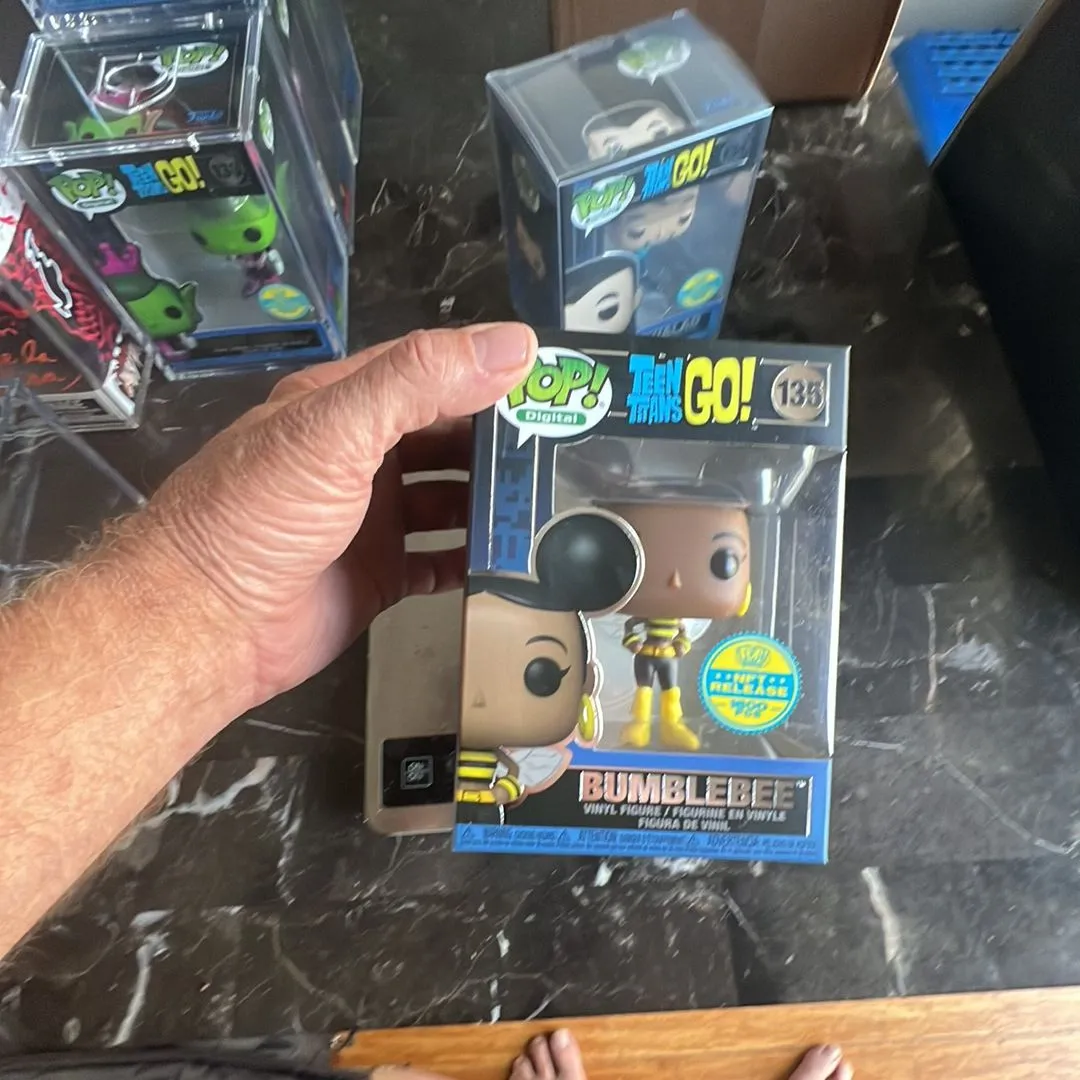 Product image for Bumblebee Teen titans go
