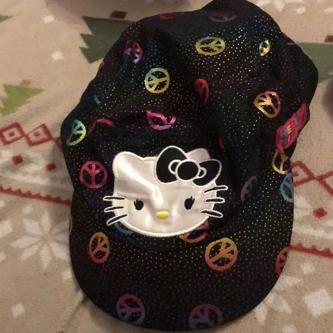 Product image for Hello kitty peace sign kids hat