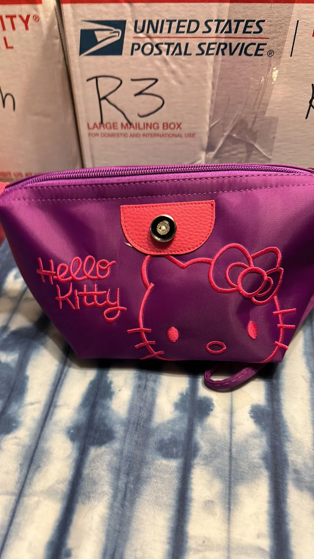 Product image for Purple Hello Kitty Makeup Bag NWT