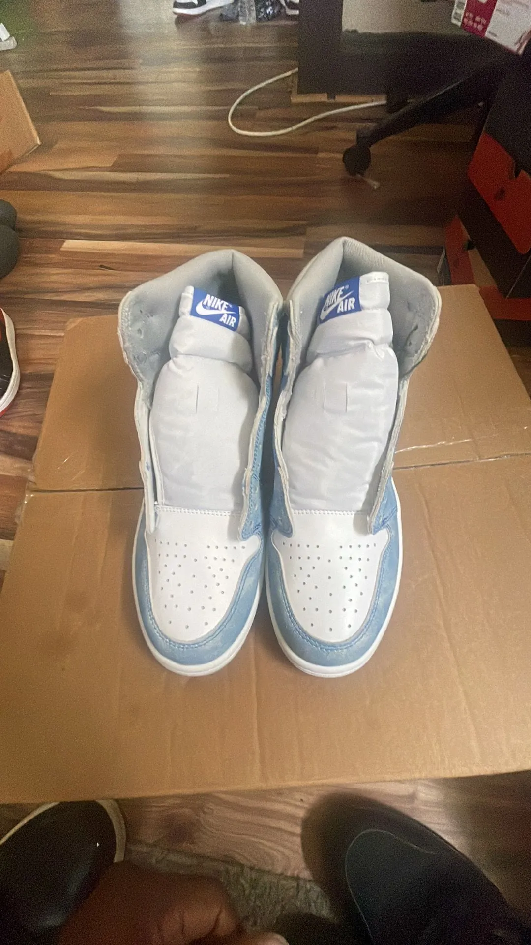 Product image for Hyper Royal Jordan 1’s