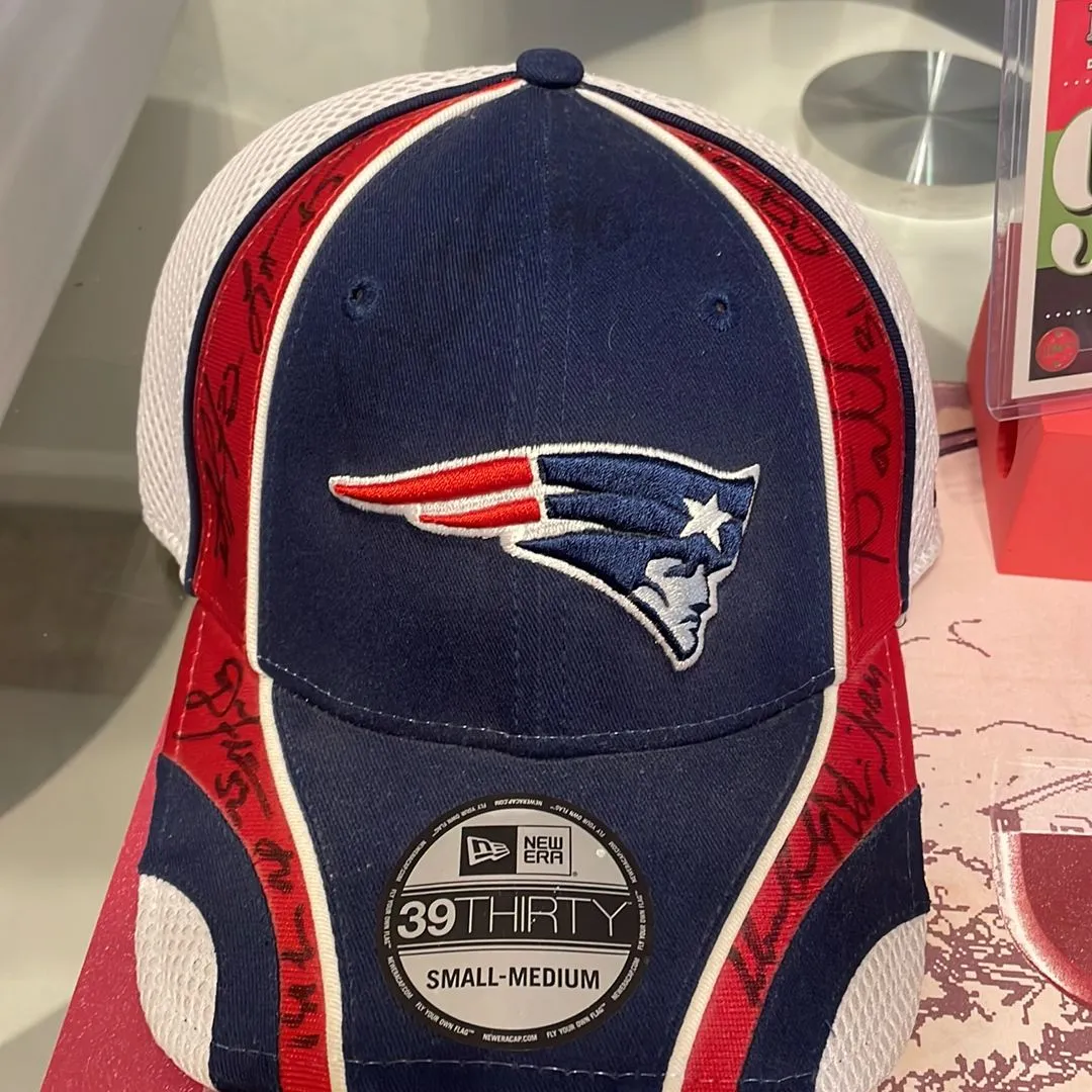 Product image for 2013 Patriots Autographed Hat